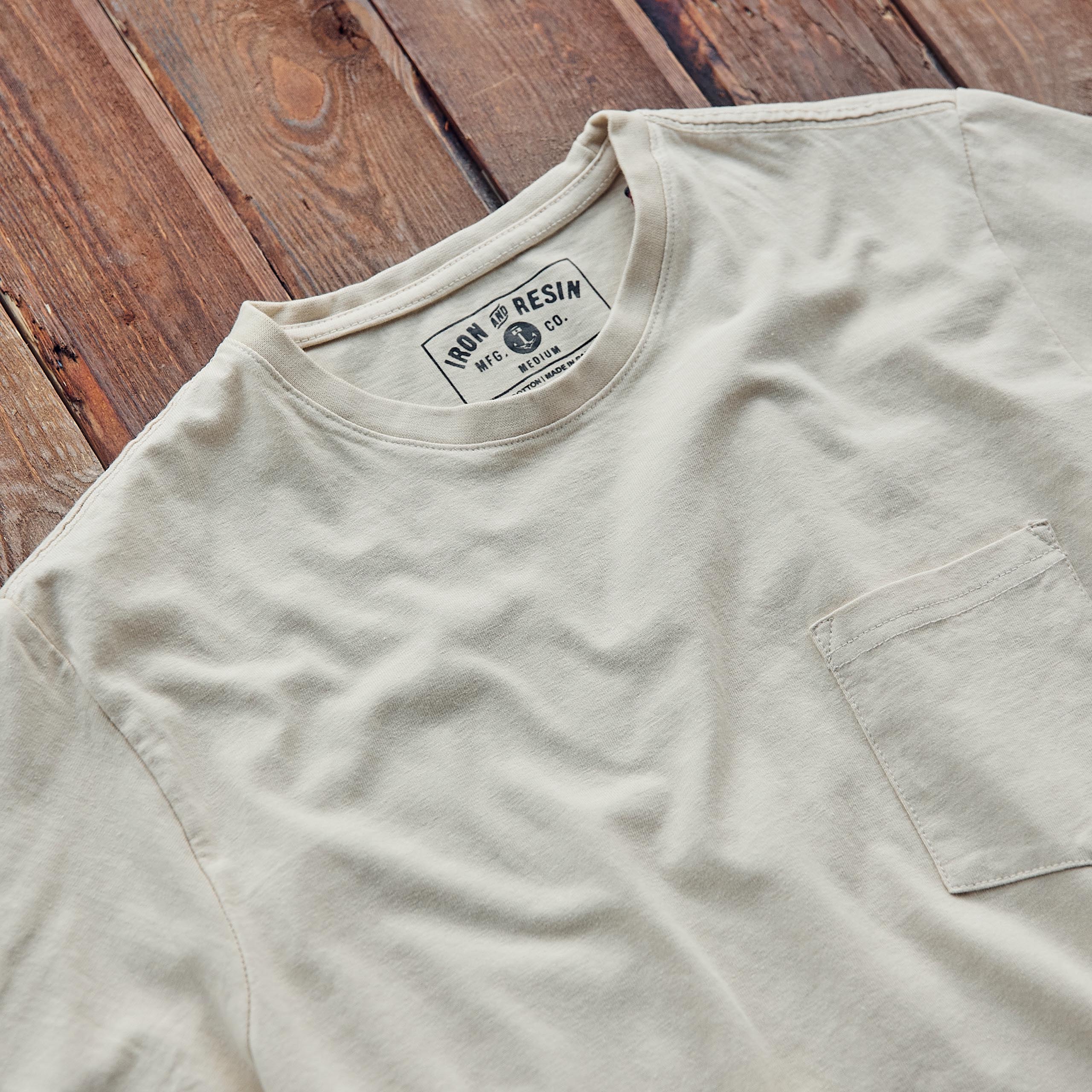 Iron & Resin - Faded Pocket Tee - Natural