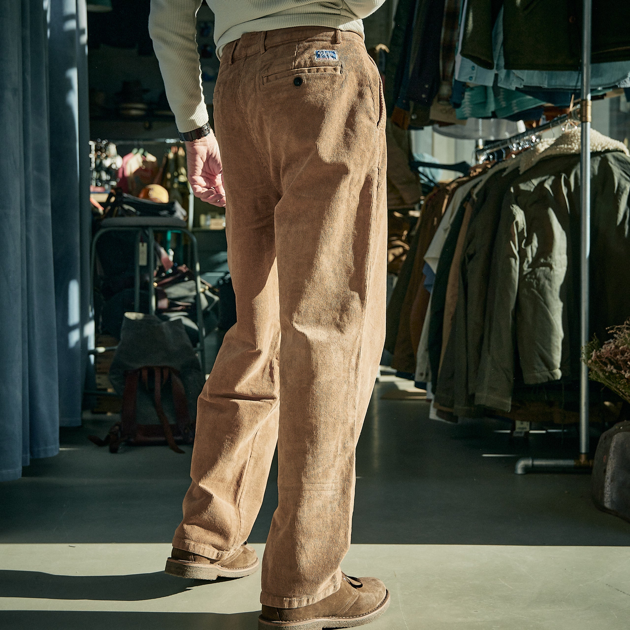 DEUS - Fløjlsbukser - Malvo Cord Pants - Bronze