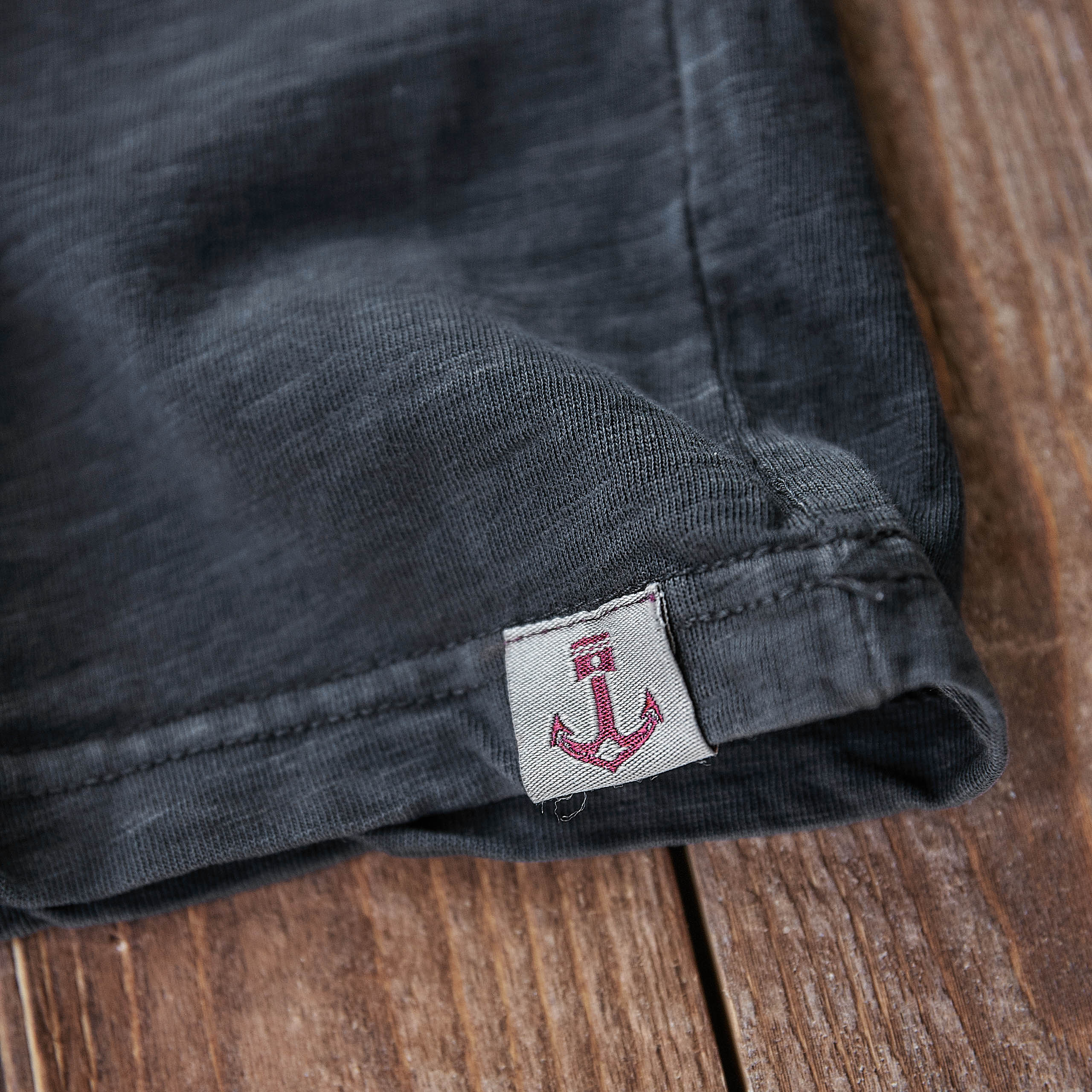 Iron & Resin - Faded Pocket Tee - Bronze