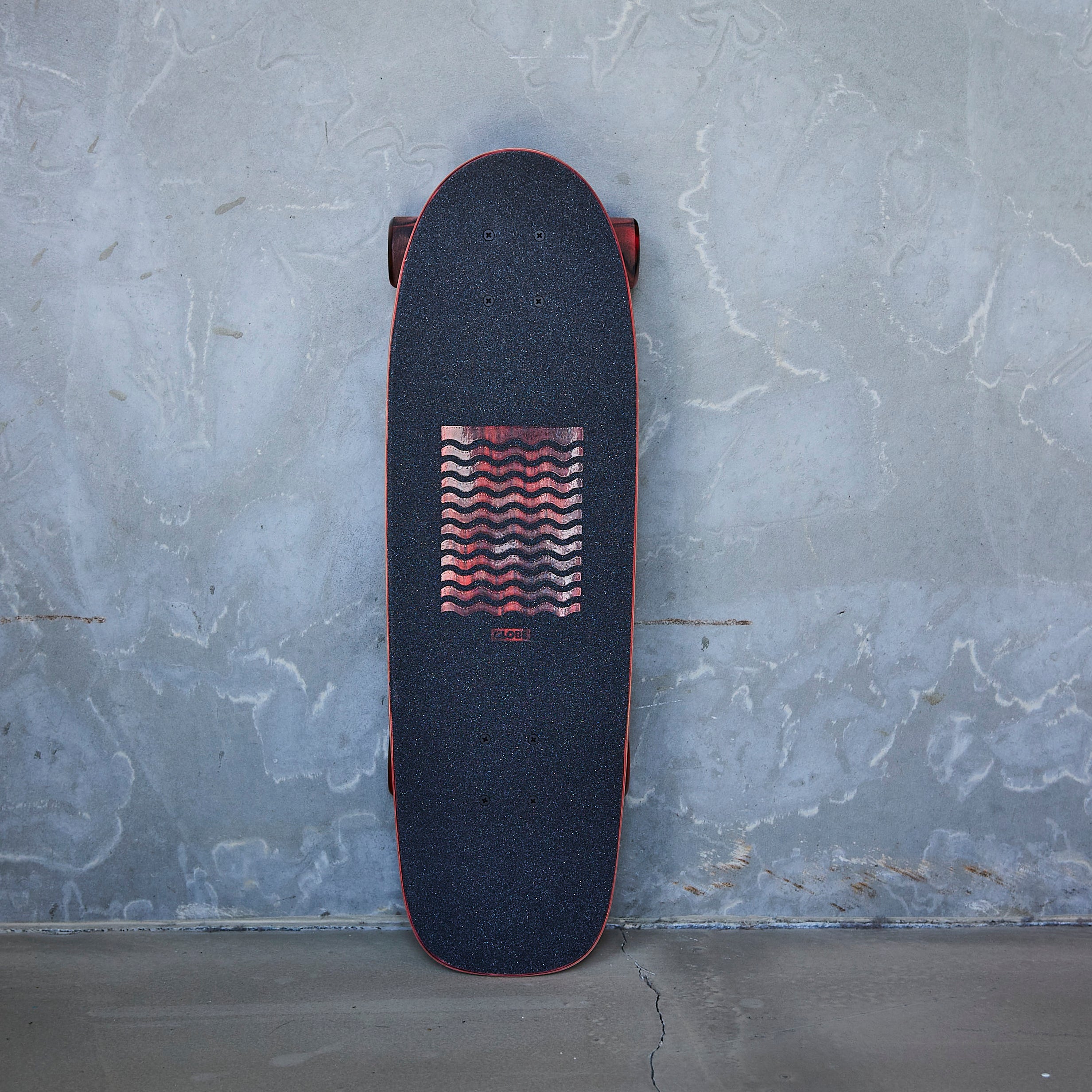 Globe - The Outsider Skateboard 27"