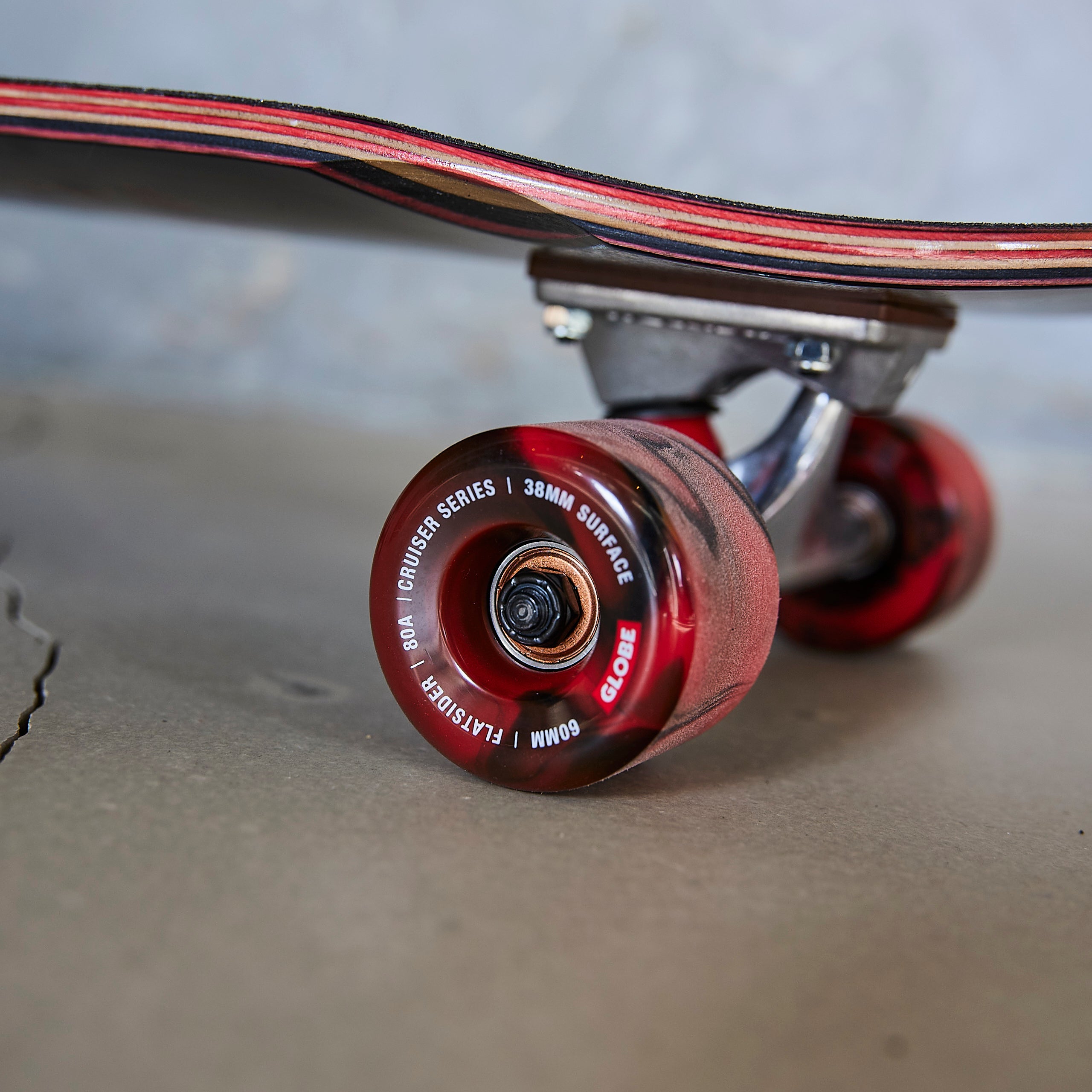 Globe - The Outsider Skateboard 27"