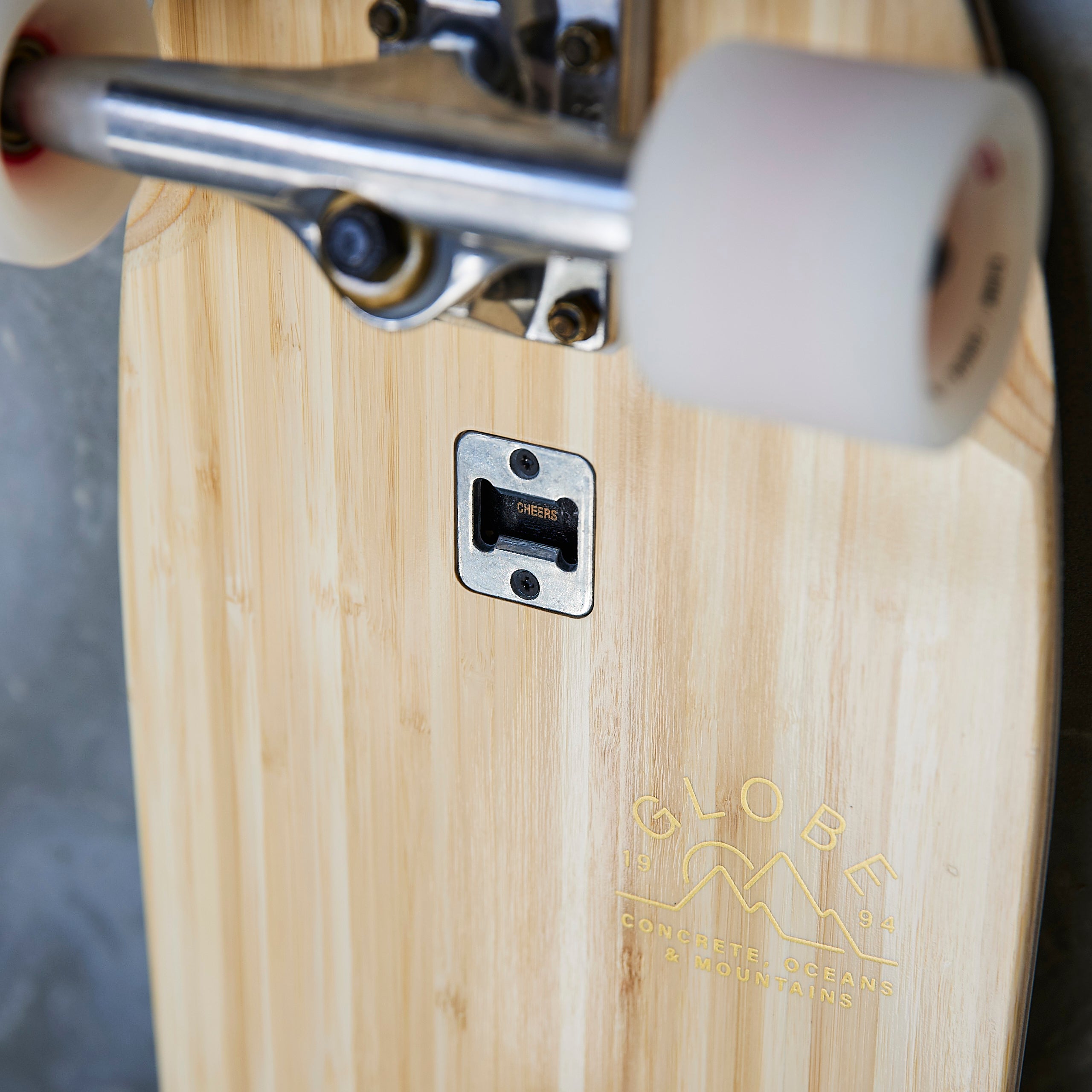 Globe - Big Blazer 32"Cruiser Bamboo/Olive