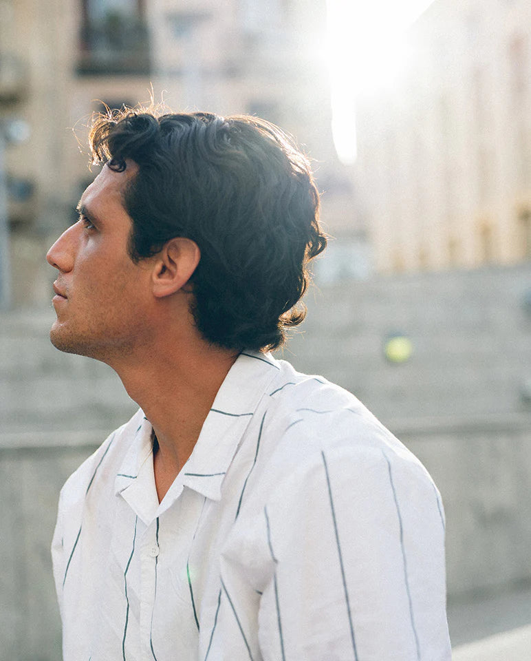 Globe -"Off Course"Shirt - White