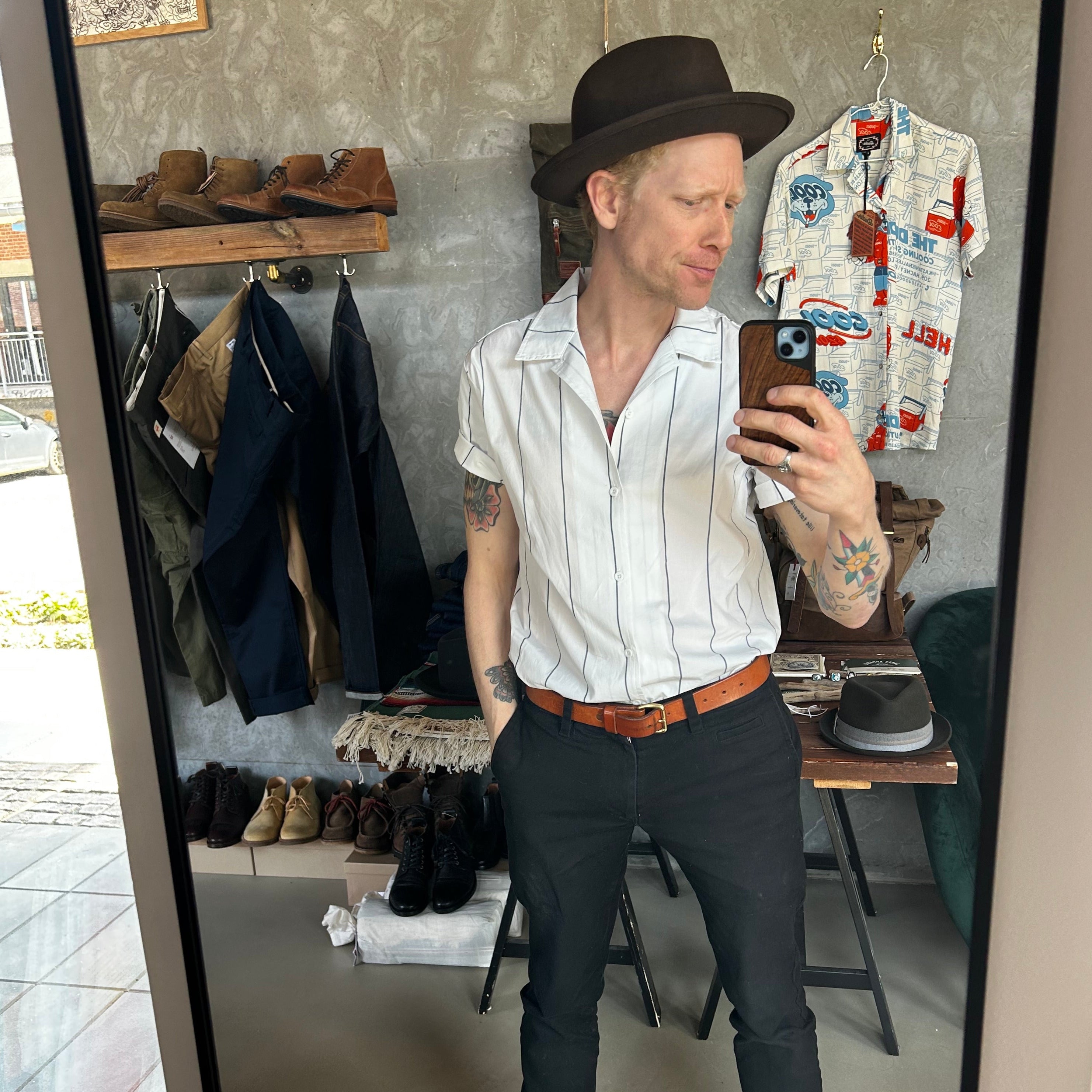 Globe -"Off Course"Shirt - White