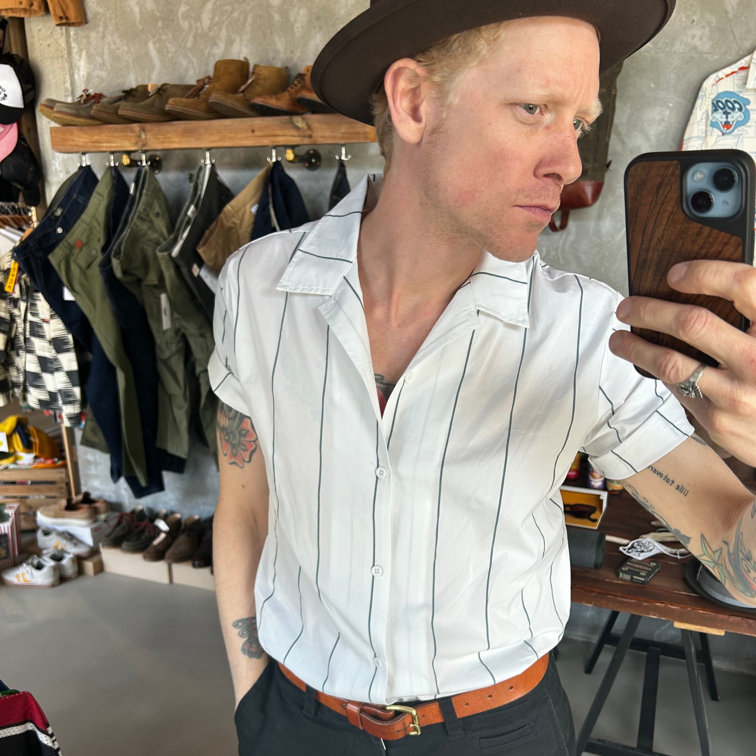 Globe -"Off Course"Shirt - White