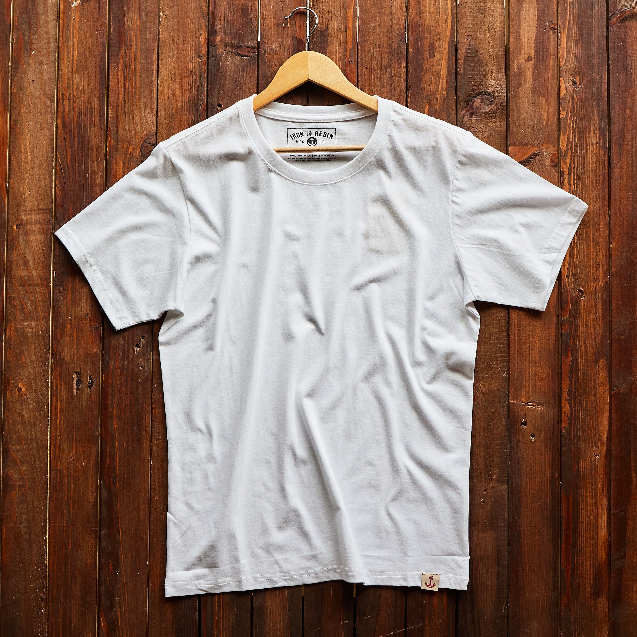 Iron & Resin - COAST TEE - WHITE