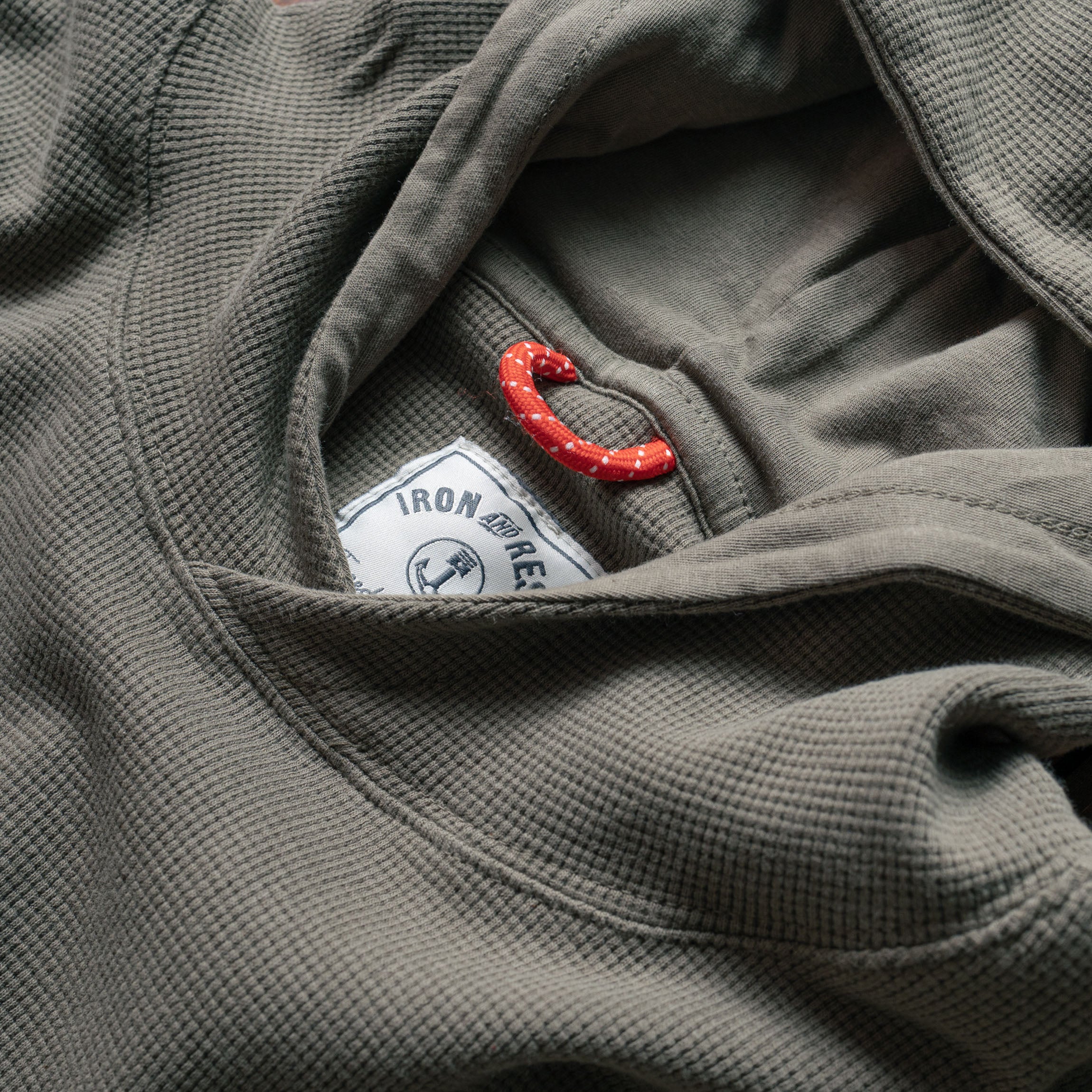 Iron & Resin - Keanu Hoodie - Olive