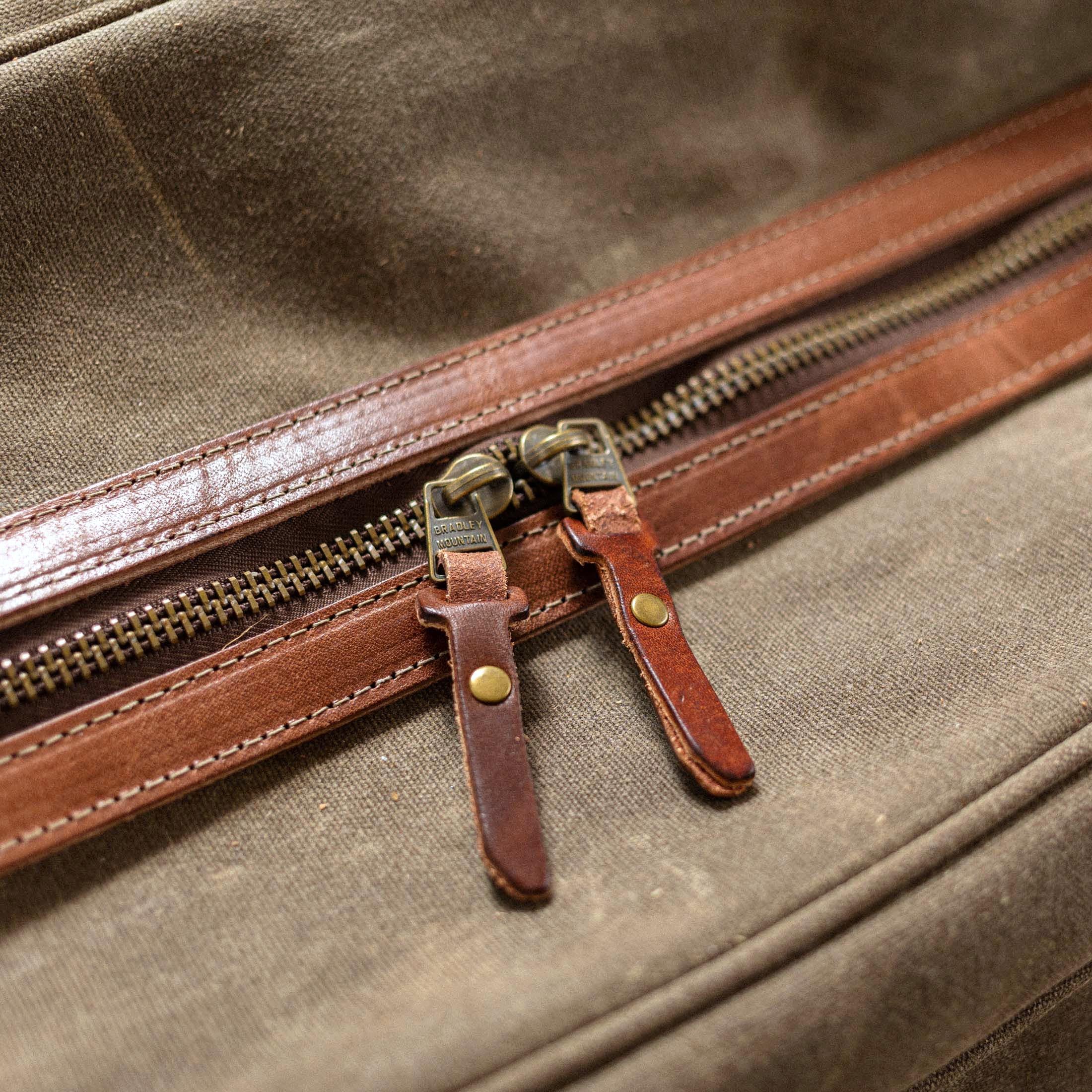 BRADLEY MOUNTAIN - The Ranger - travel bag - green