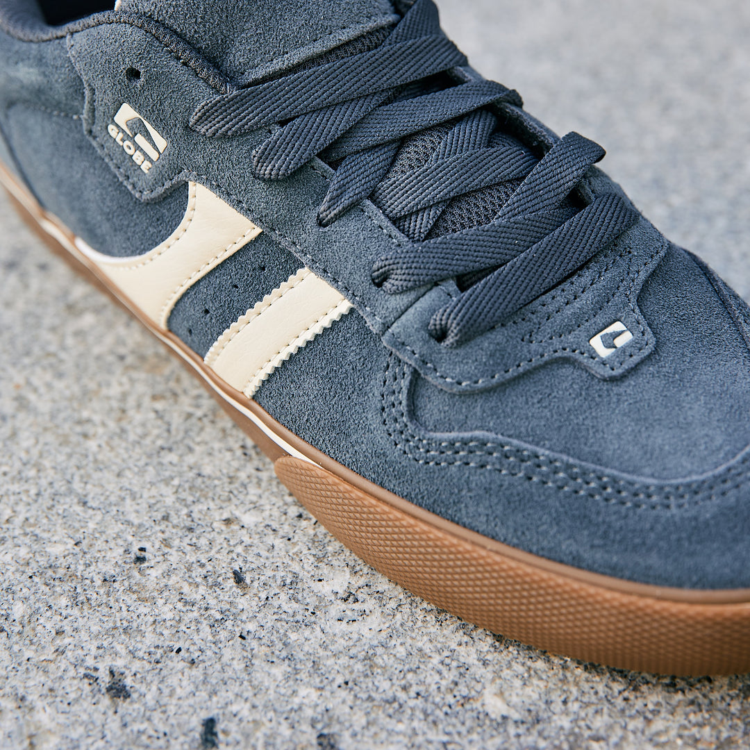 GLOBE - SNEAKER - Lead/Gum