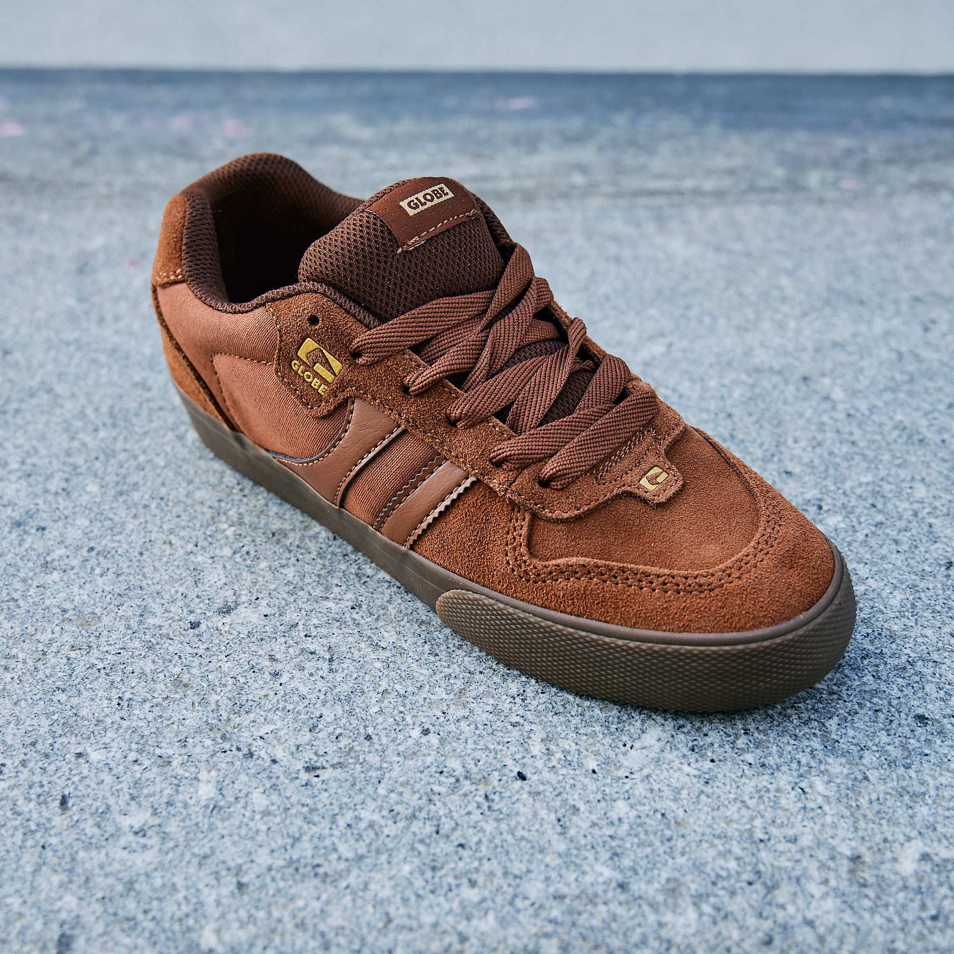GLOBE - SNEAKER - Nutshell