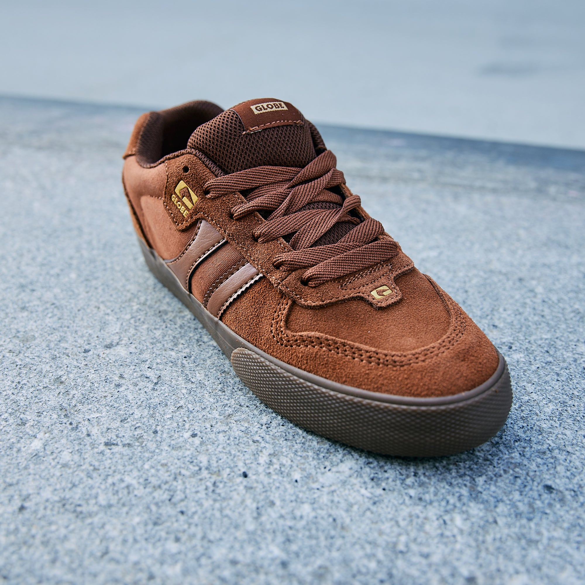 GLOBE - SNEAKER - Nutshell