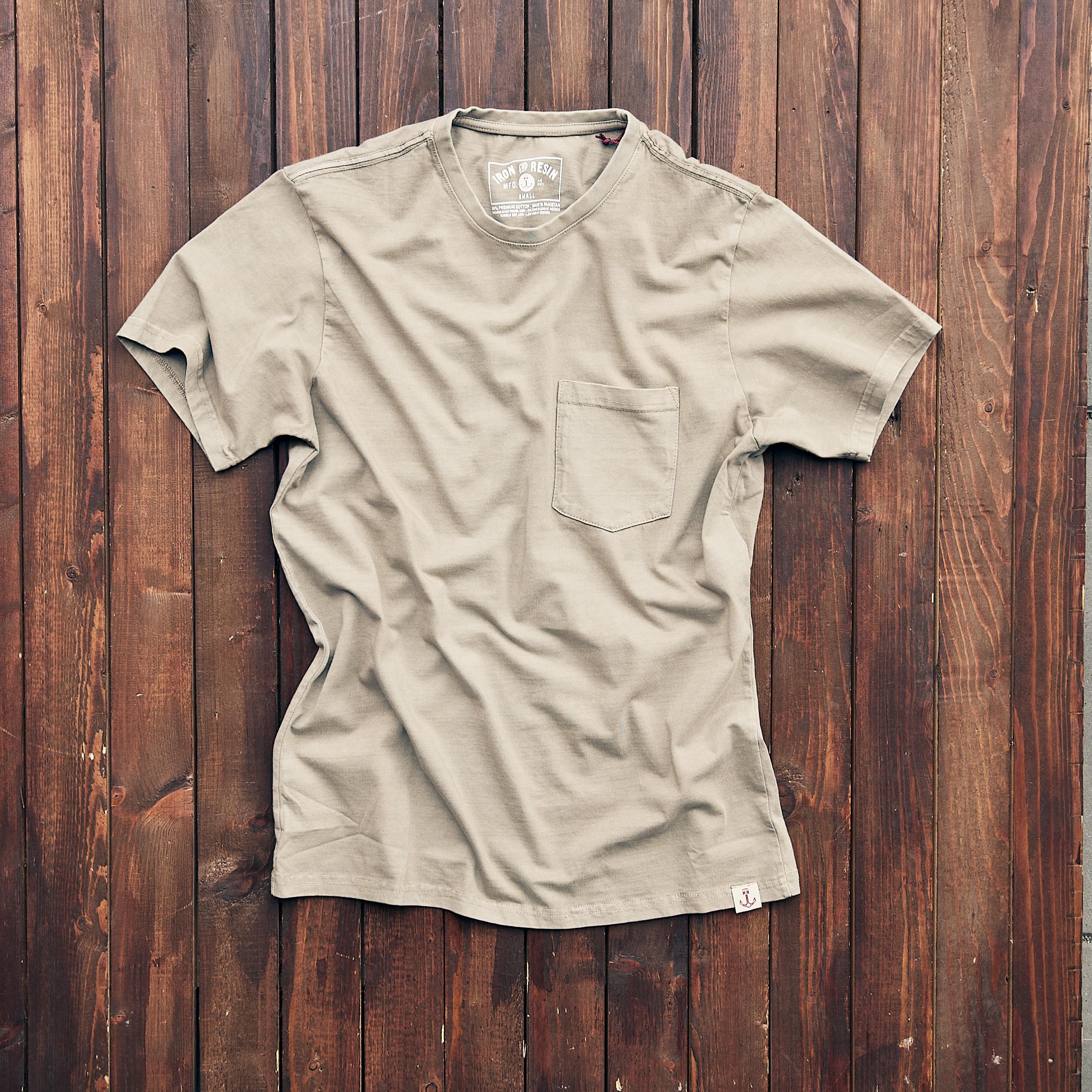 Iron & Resin - Faded Pocket Tee - Natural