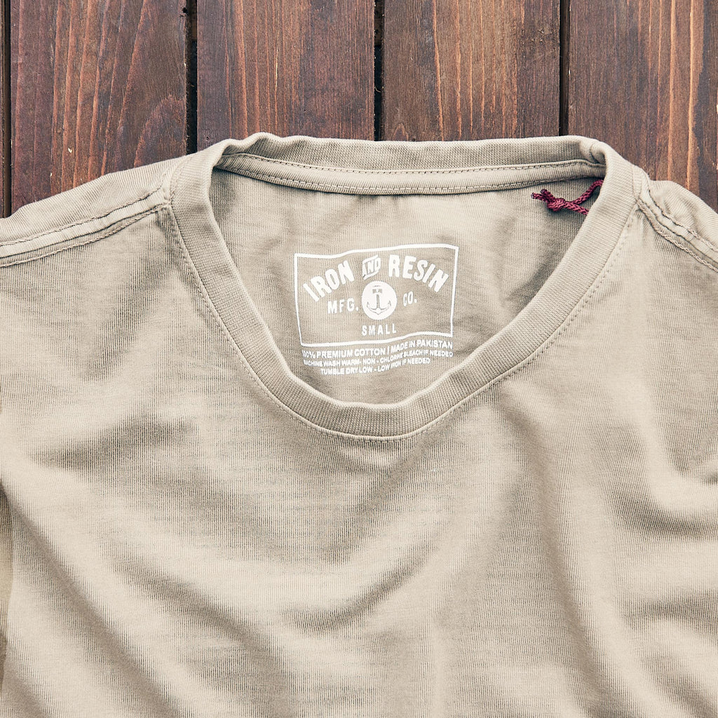 Iron & Resin - Faded Pocket Tee - Natural