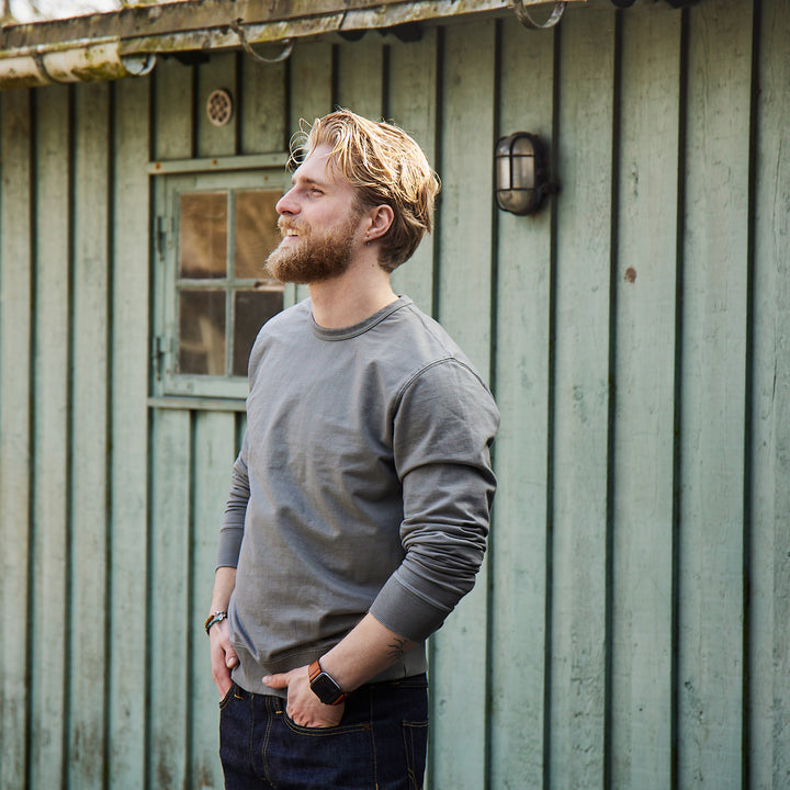 Iron & Resin - Hightide Crewneck - Charcoal GRAY