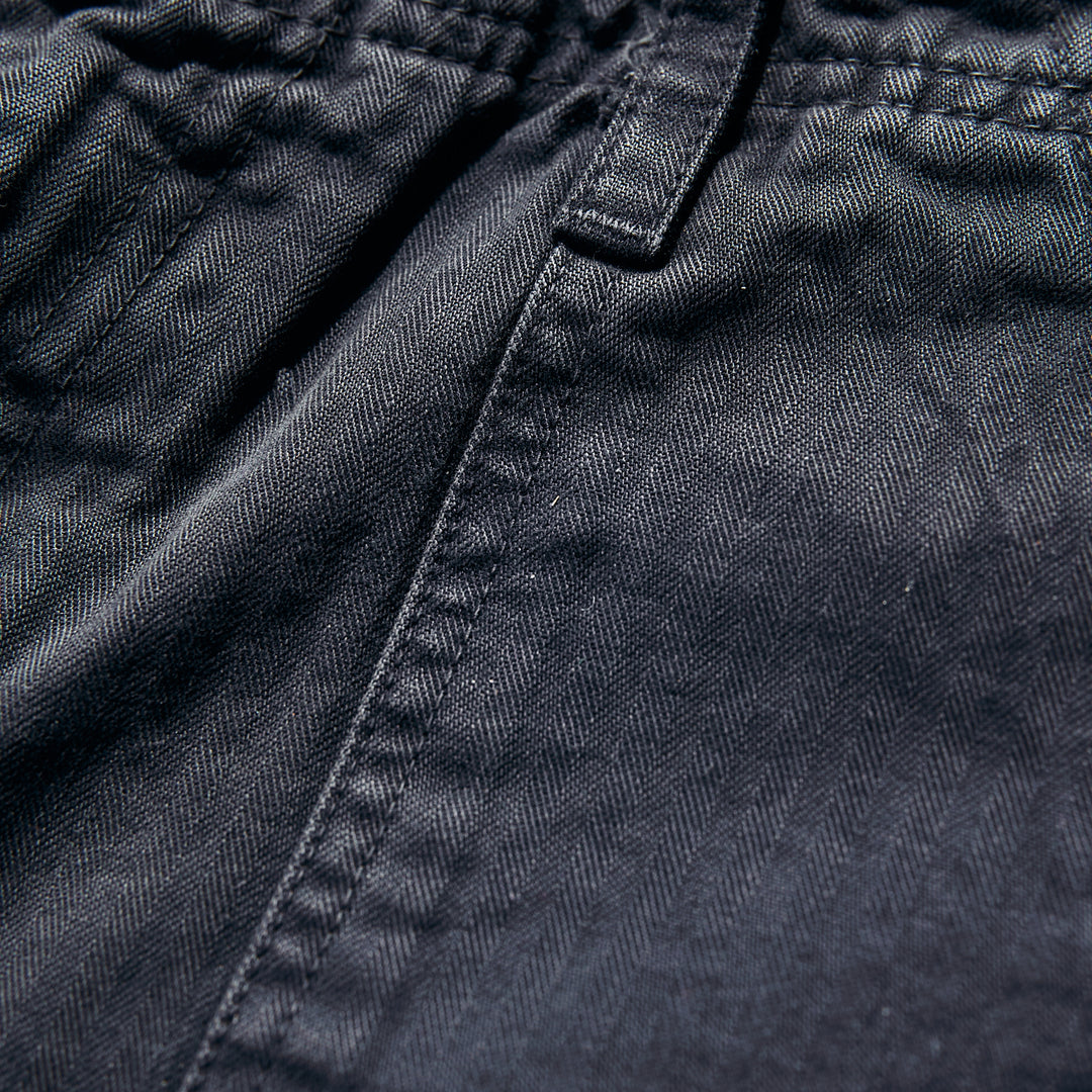 Iron & Resin - BRIGADE HERRINGBONE SHORT - Charcoal-Black