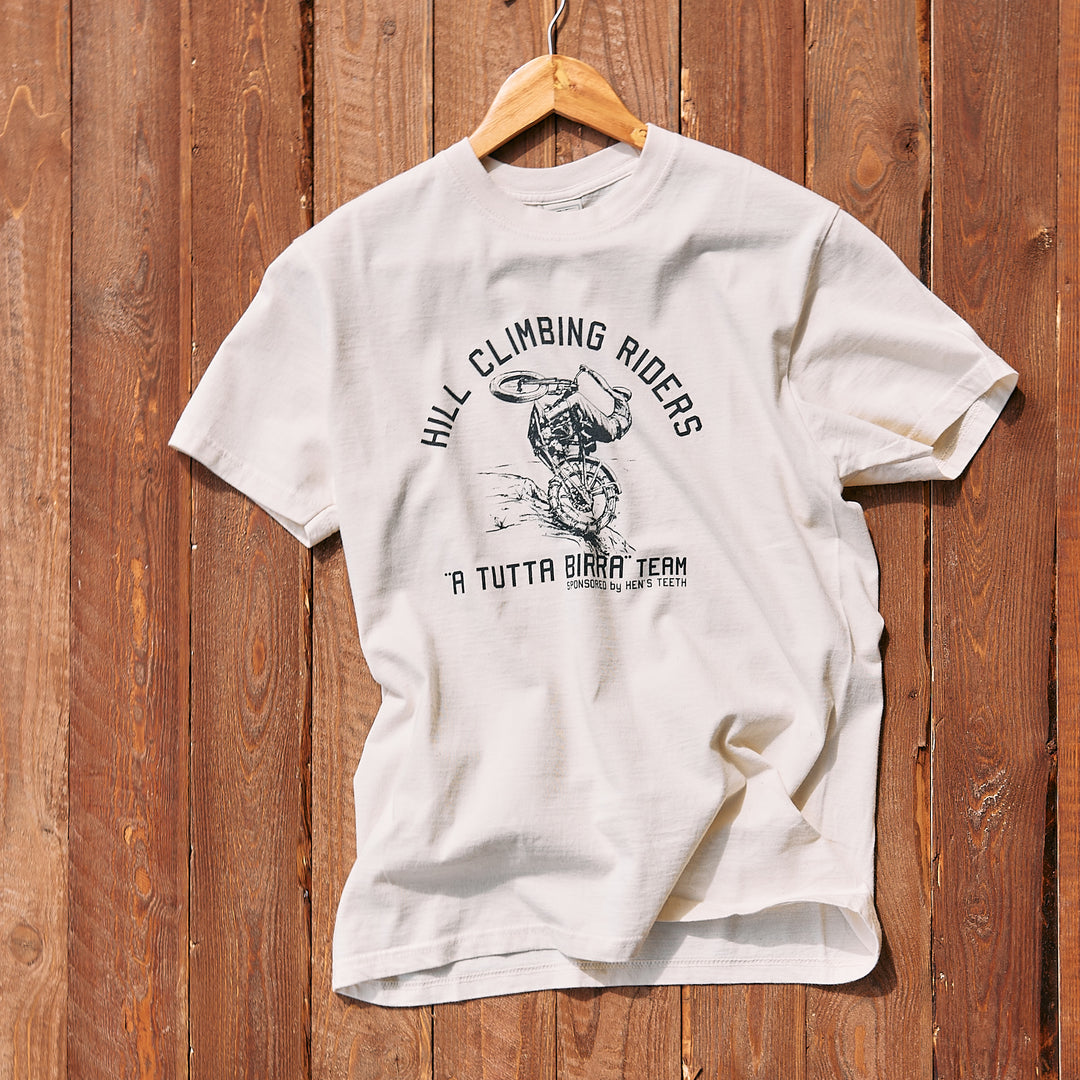 Hen's Teeth - T-SHIRT Warm White - Hill Climb