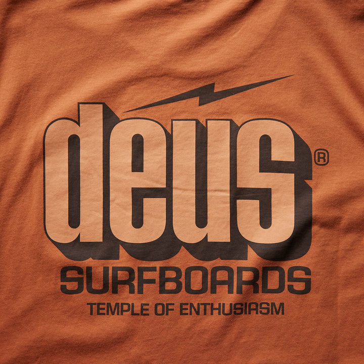 DEUS EX MACHINA - BOLTER TEE - Rust