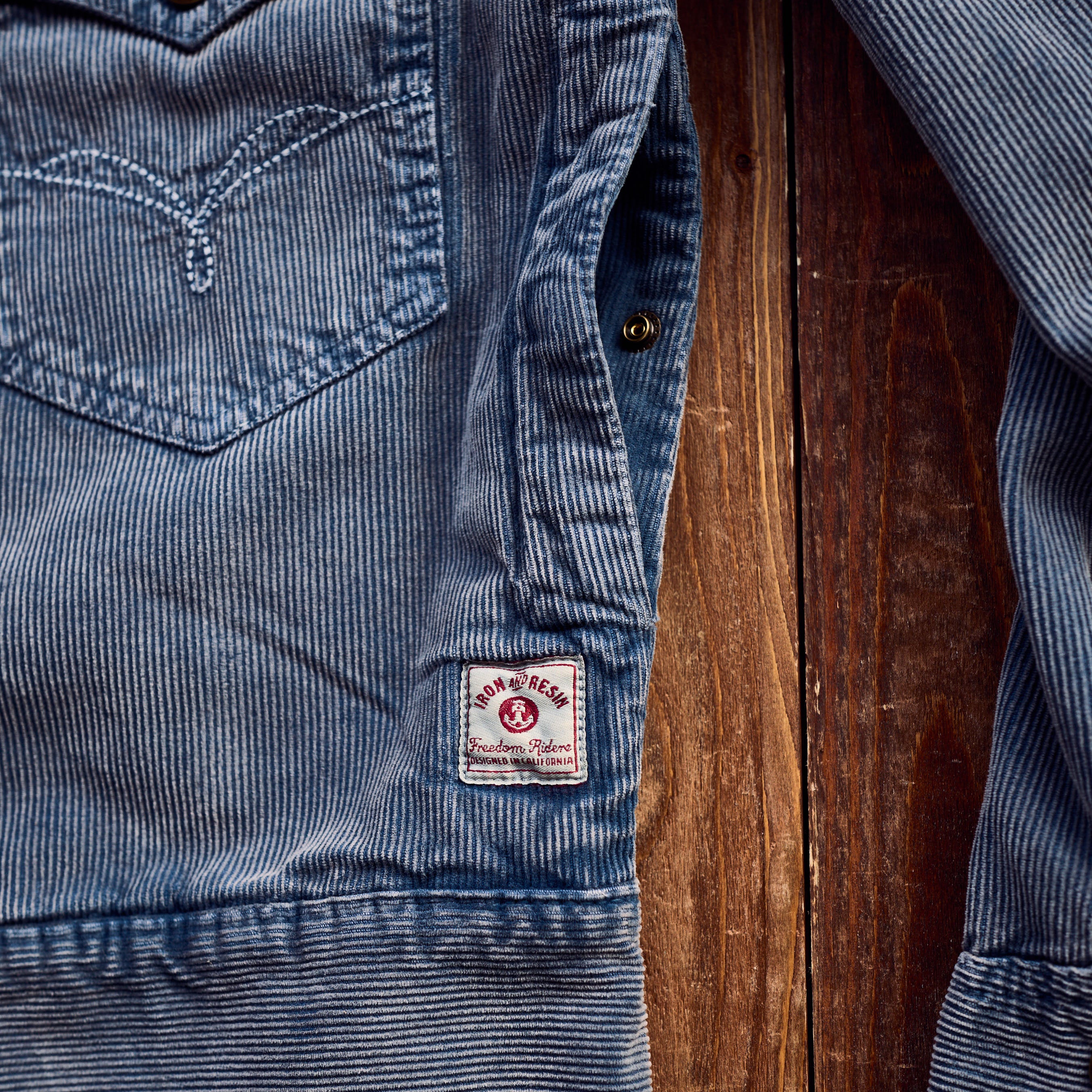 Iron & Resin - Hatchet Jacket - Blue