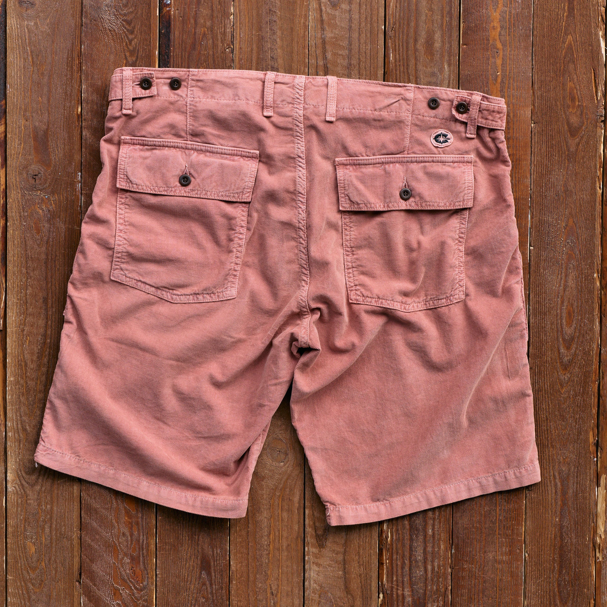 CHESAPEAKE'S - Fatigue Shorts - Fløjl - Coral