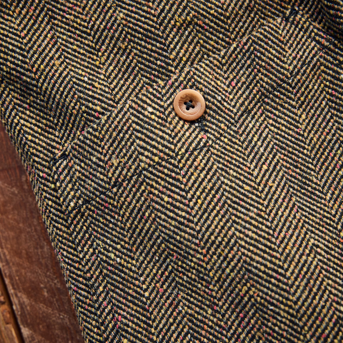 Captain Santors - Wool Vest - Brown/Yellow
