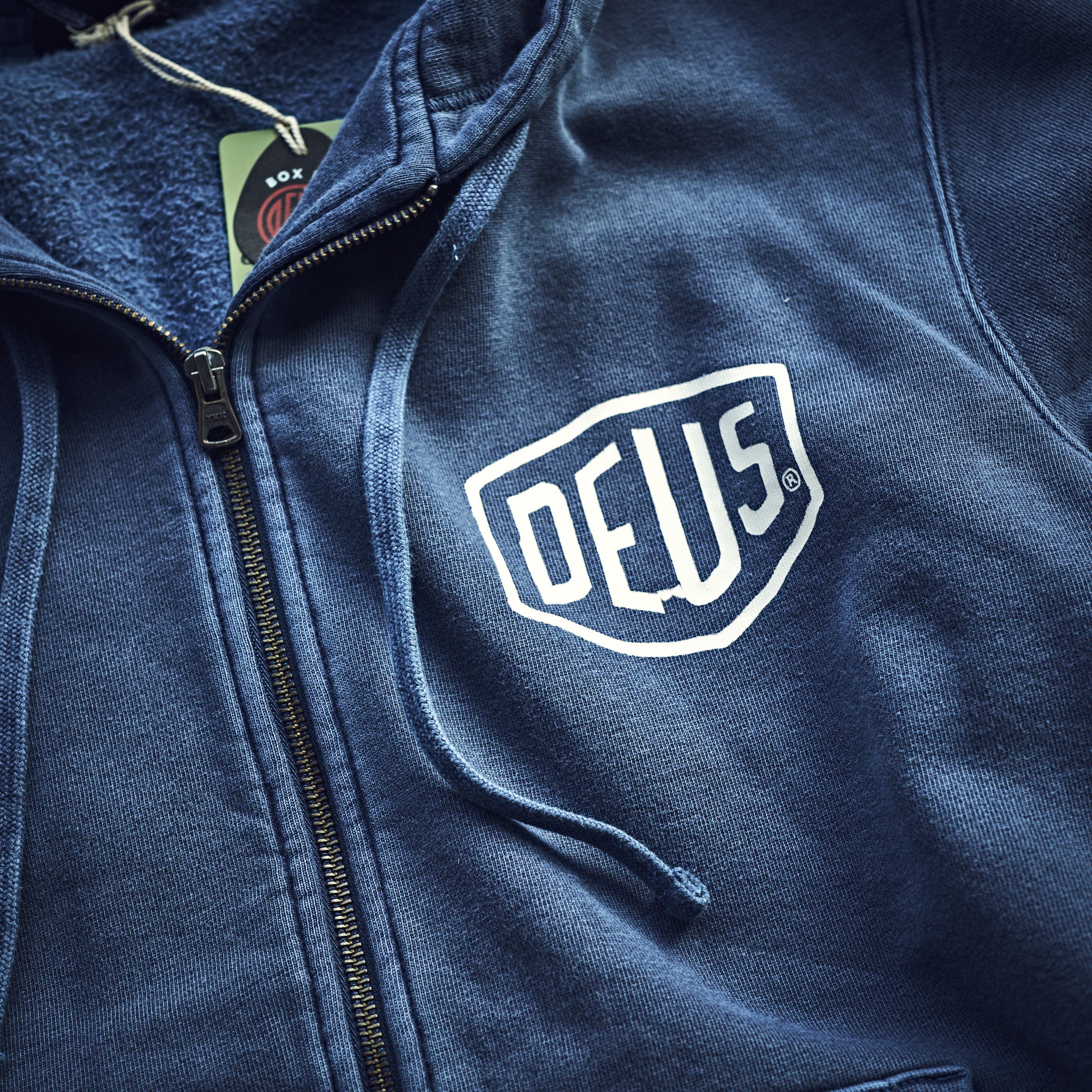 DEUS EX MACHINA - Shield Garment Dyed Zip Hoodie