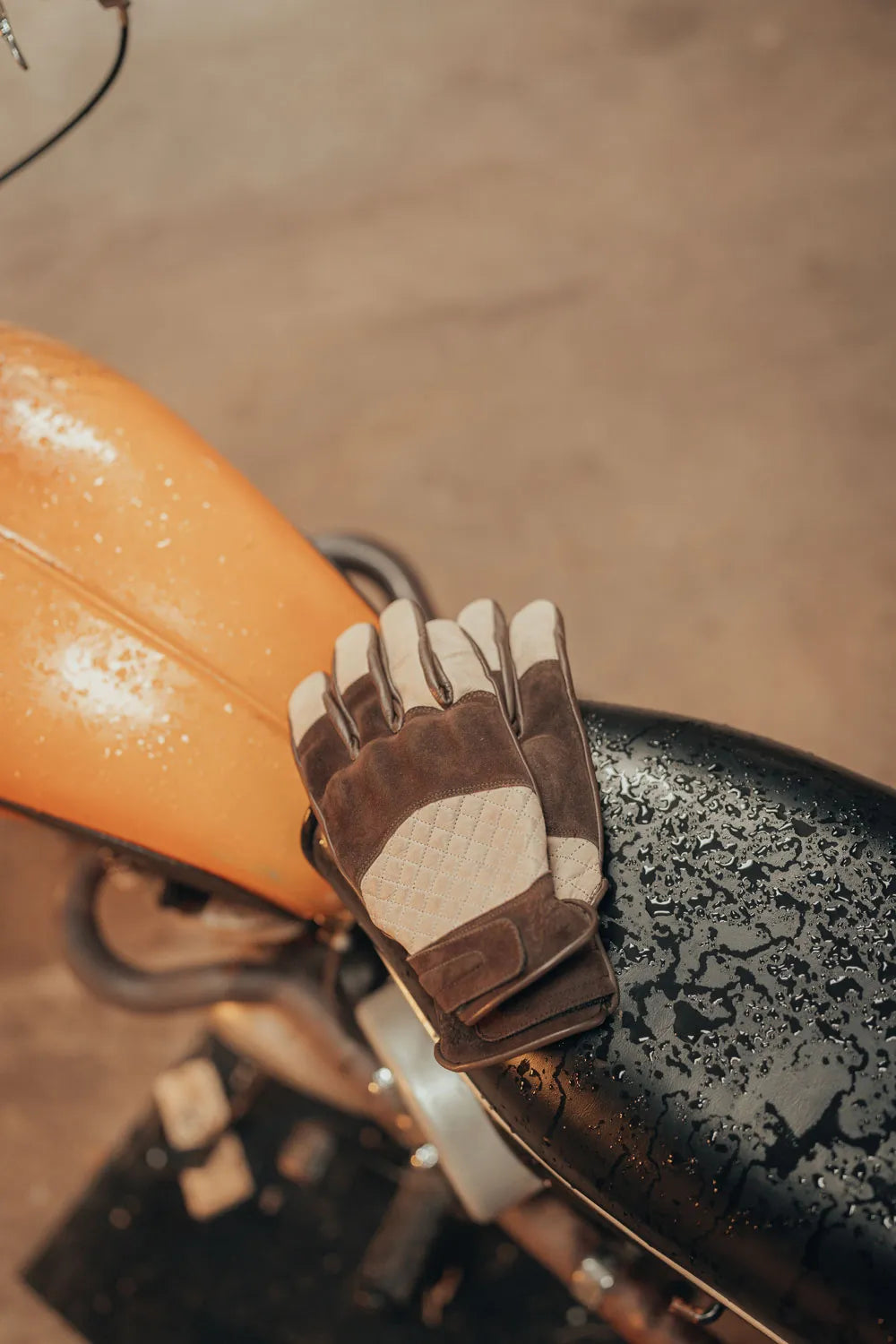 Age of Glory - Shifter Leather Gloves - Cream Brown