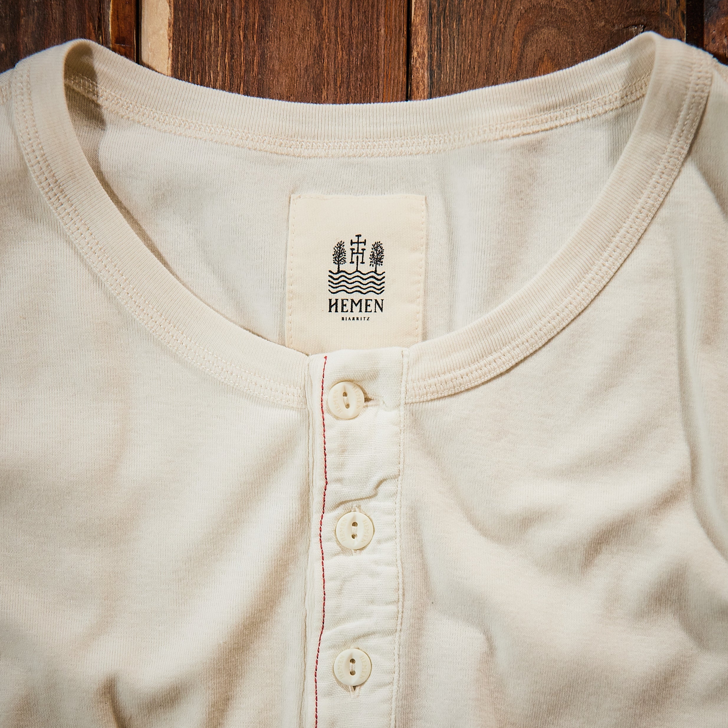 Hemen Biarritz - Henley Harri - Råhvid