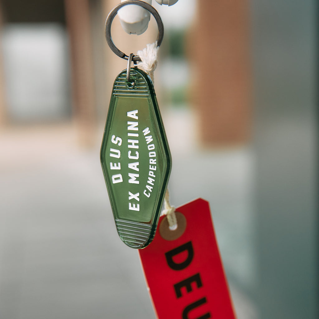 Deus Ex Machina - Motel Key Hanger Klar Grøn
