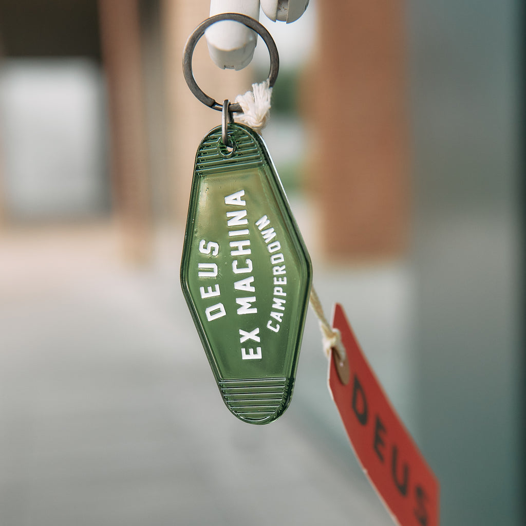 Deus Ex Machina - Motel Key Hanger Klar Grøn