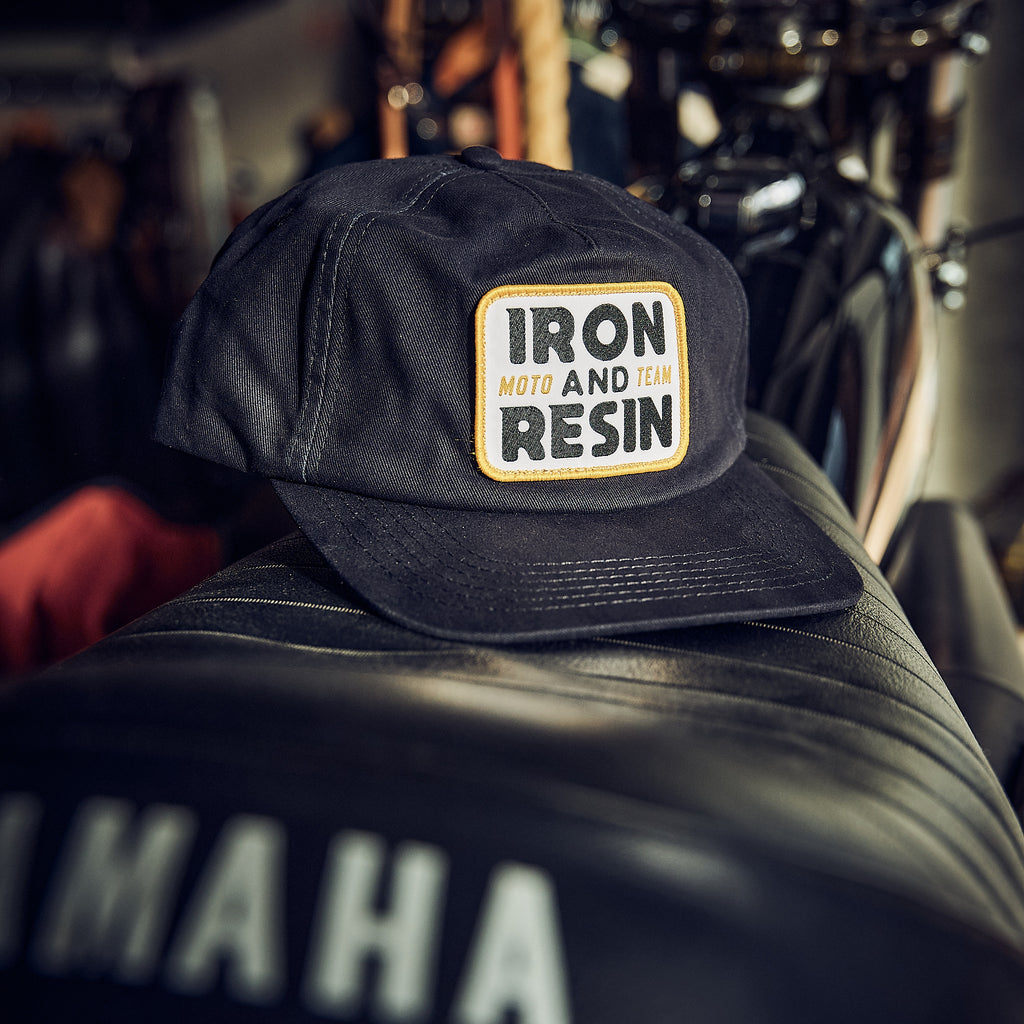 Iron and Resin - MOTO AND TEAM - BLACK