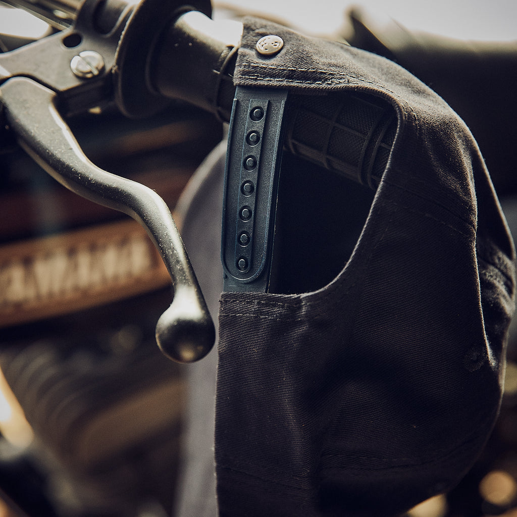 Iron and Resin - MOTO AND TEAM - BLACK