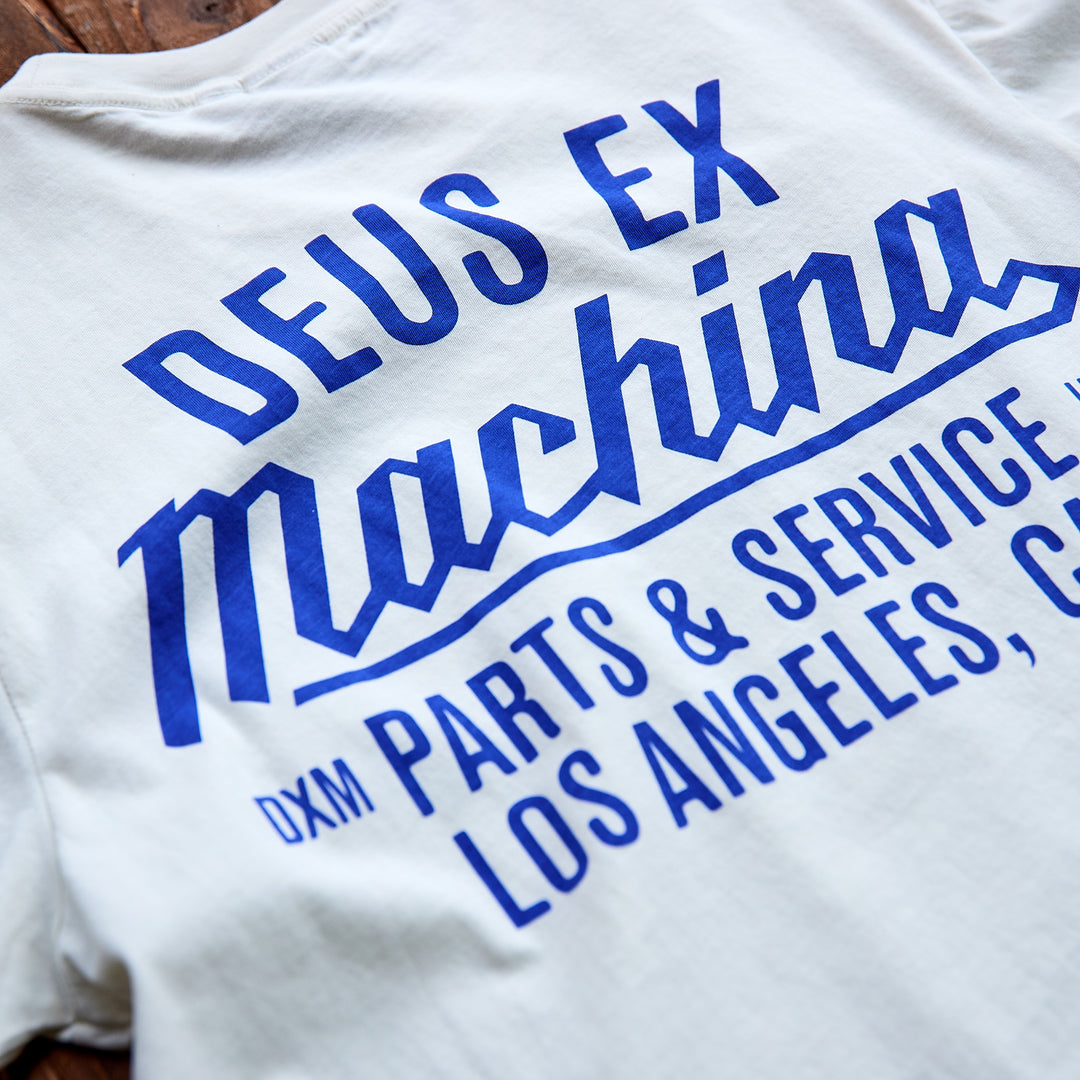 DEUS EX MACHINA - Overbite Tee