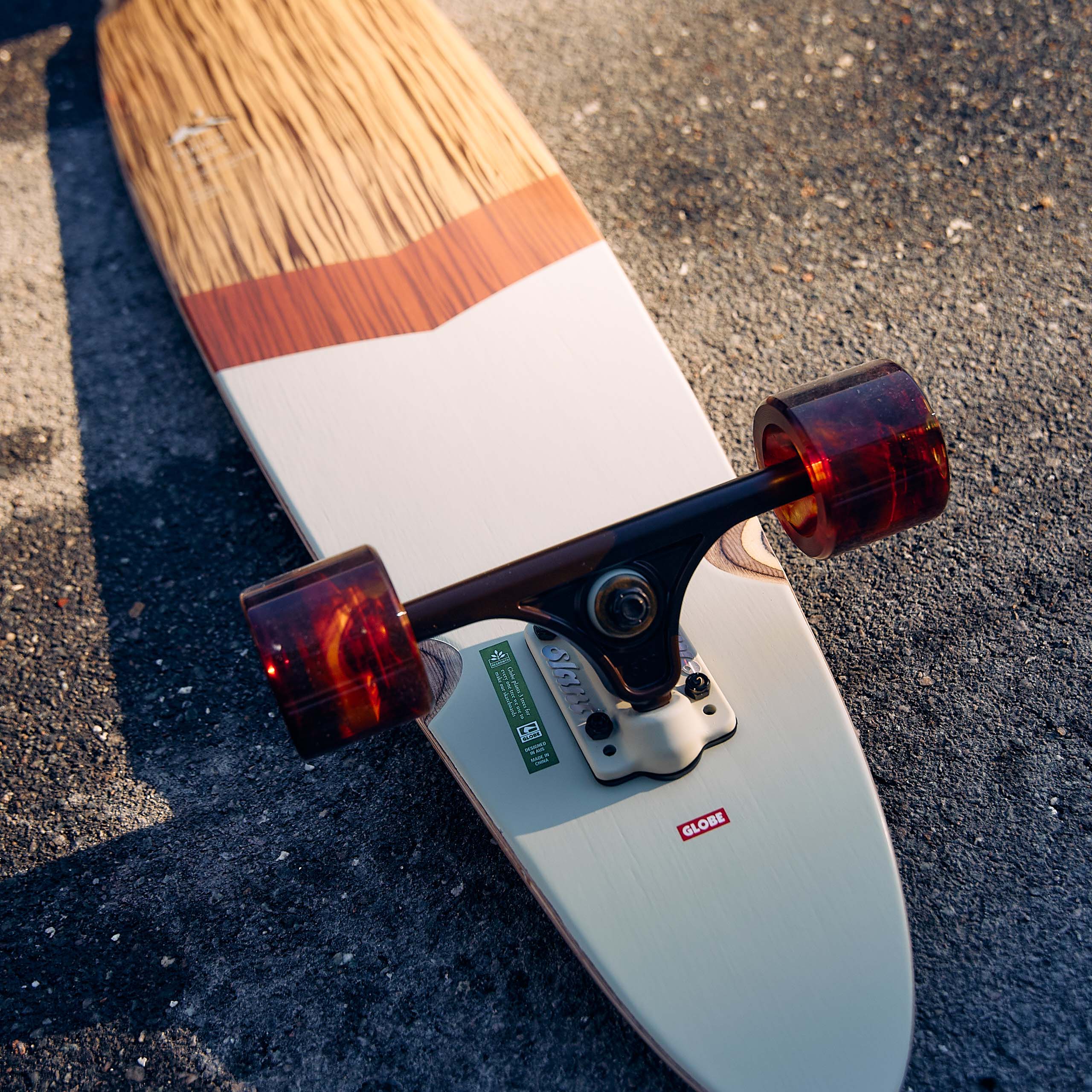 Globe - Pinner Classic 40″