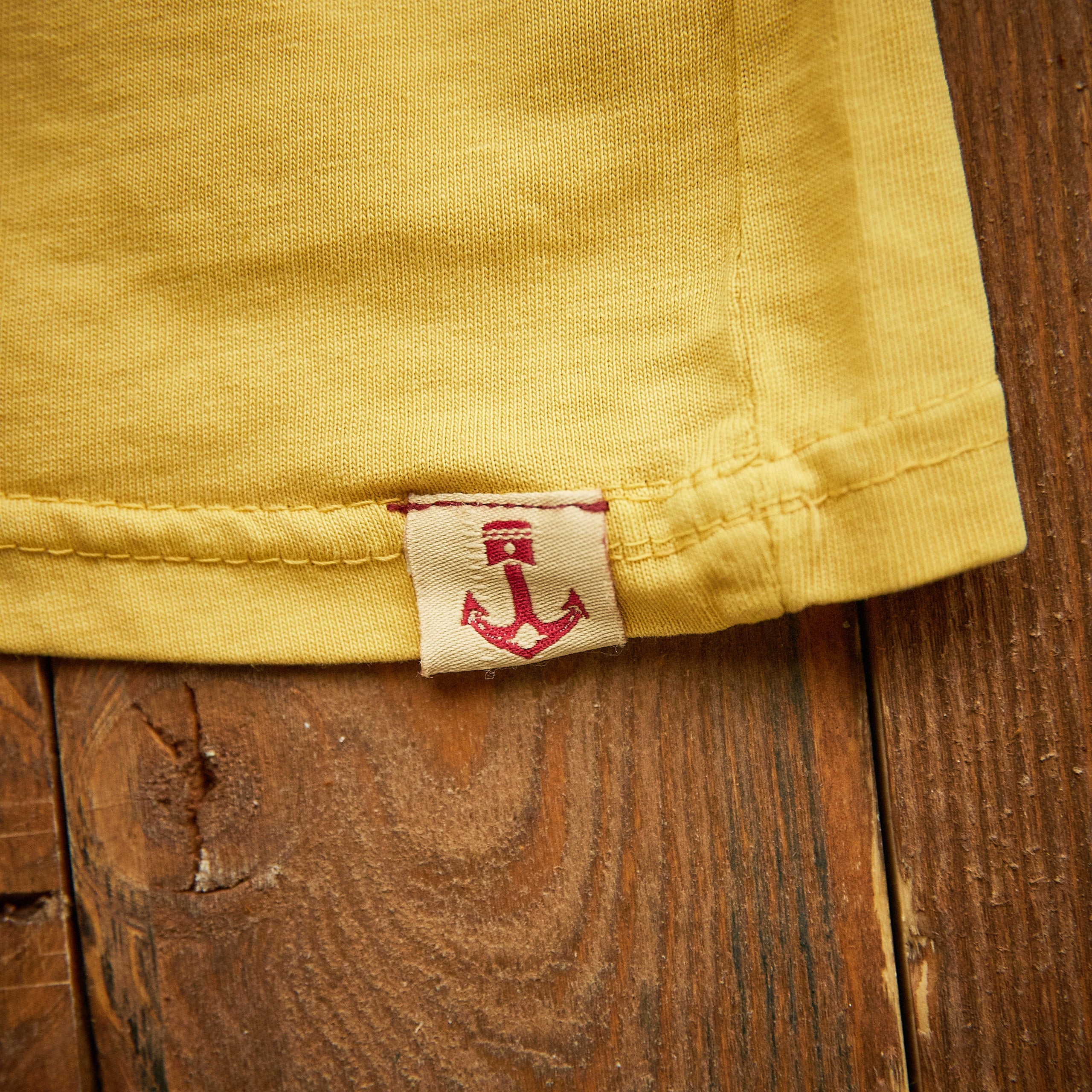 Iron & Resin - Sink or Swim Tee - Gul