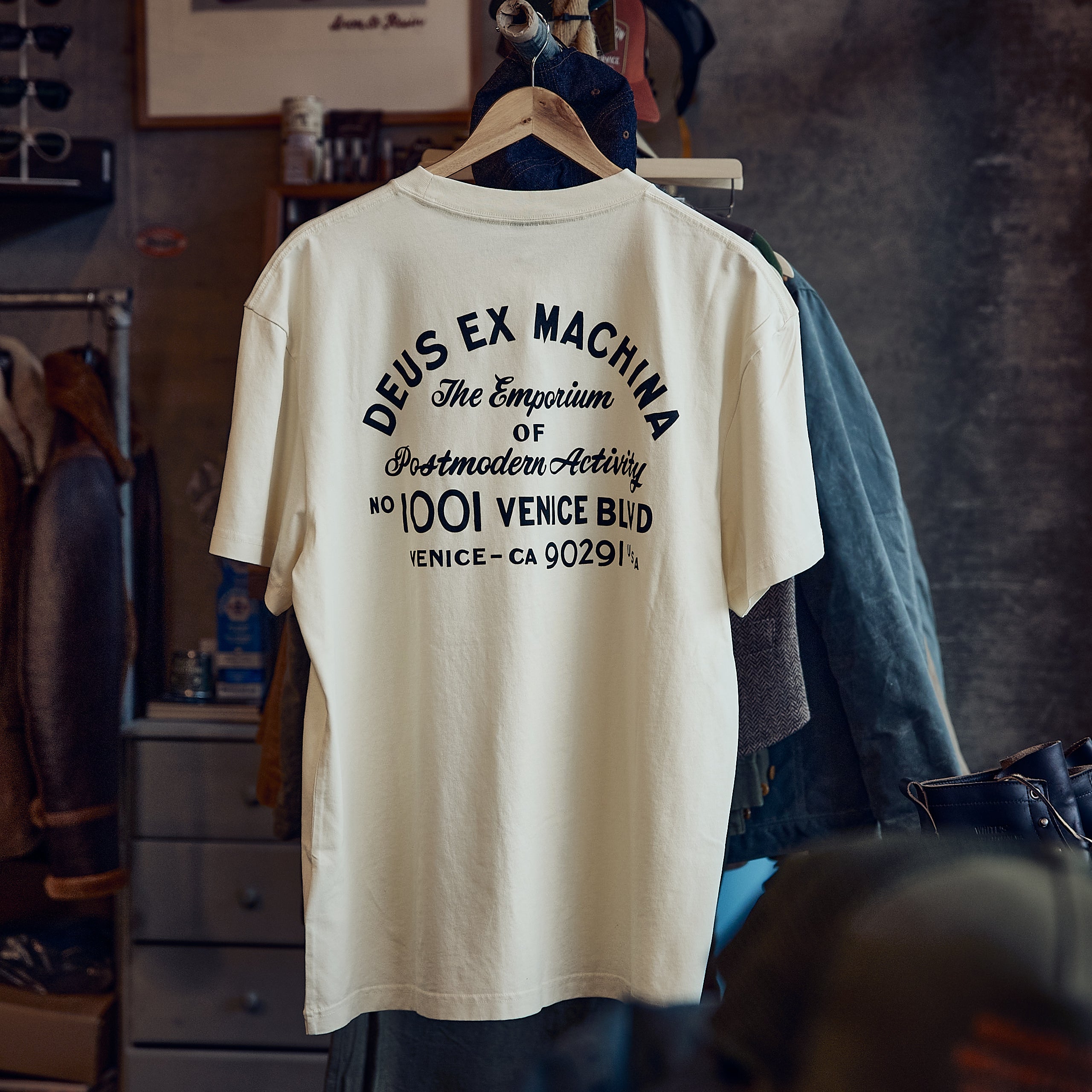 DEUS EX MACHINA - T-Shirt - Lodge Speed Car