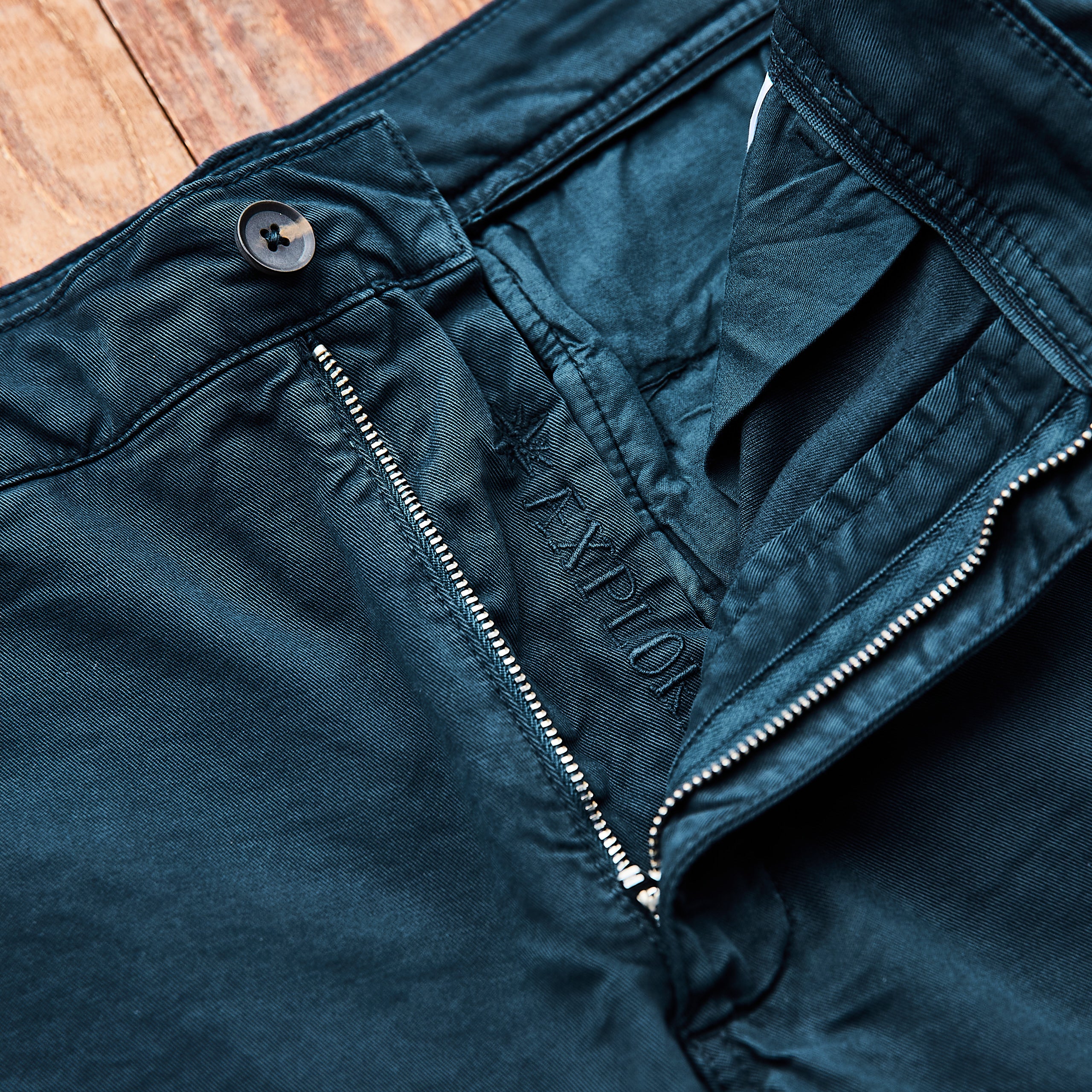 Lakor - McBeardface Shorts - Navy