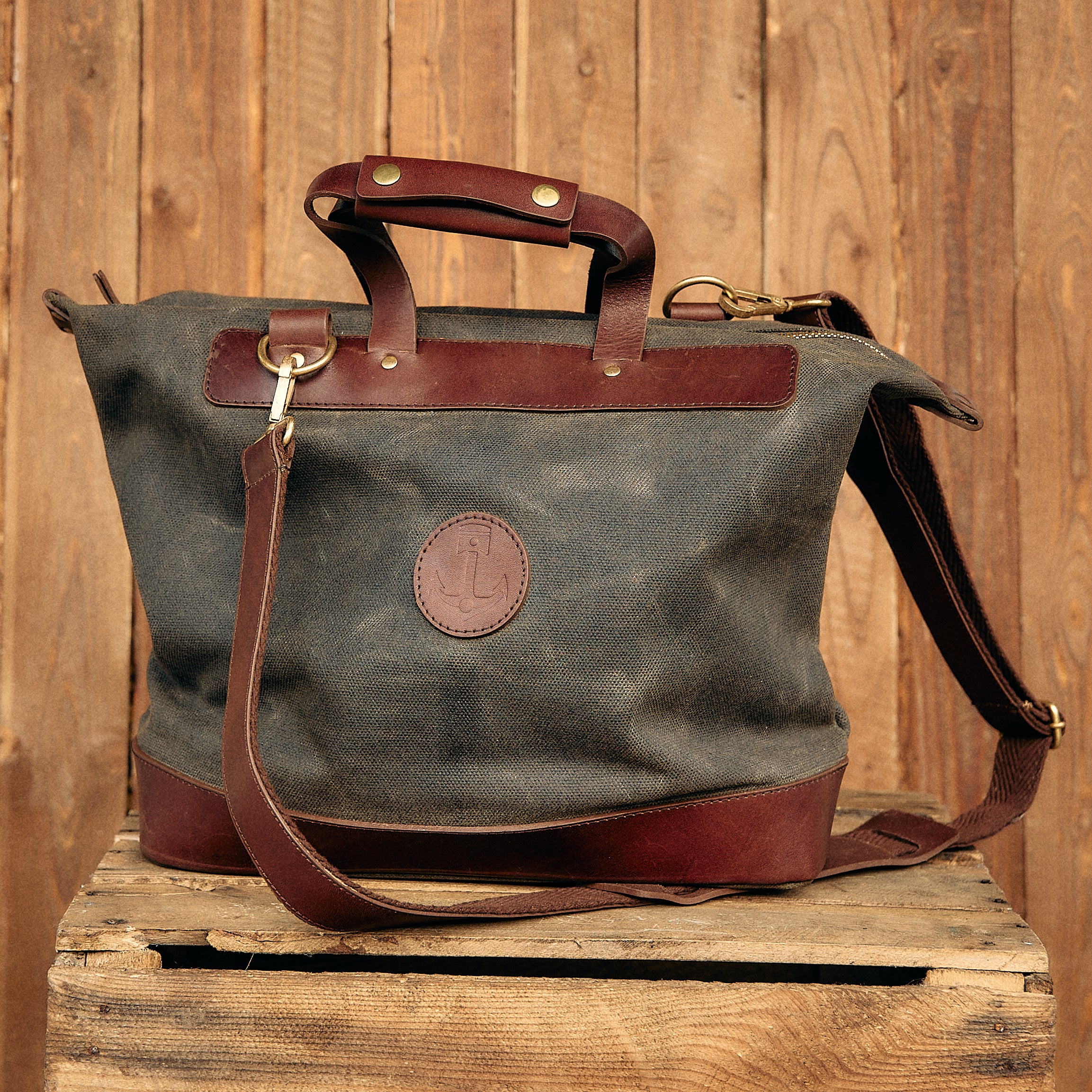 Iron & Resin - Overland Tote Bag 20.5 L