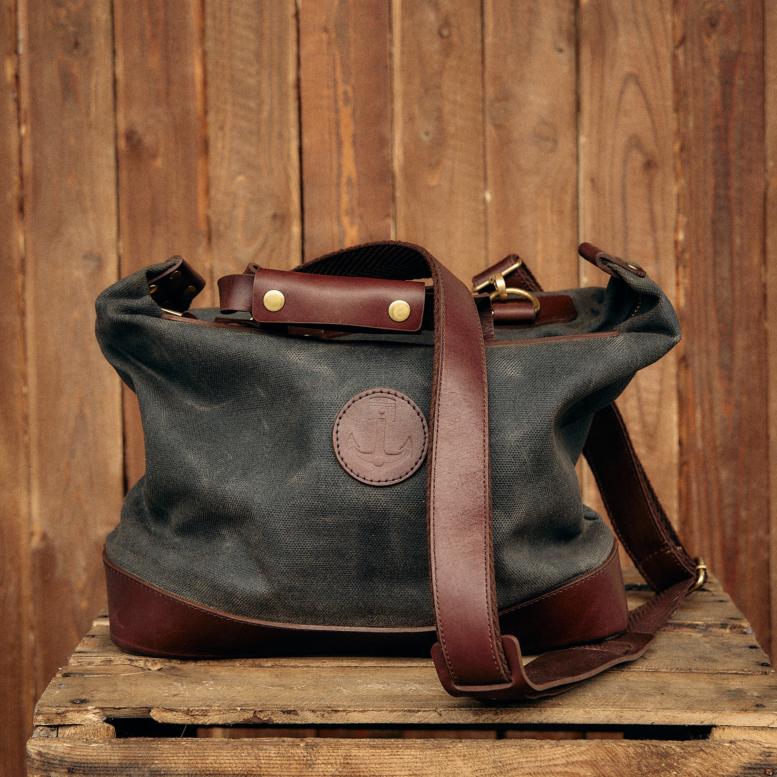 Iron & Resin - Overland Tote Bag 20.5 L
