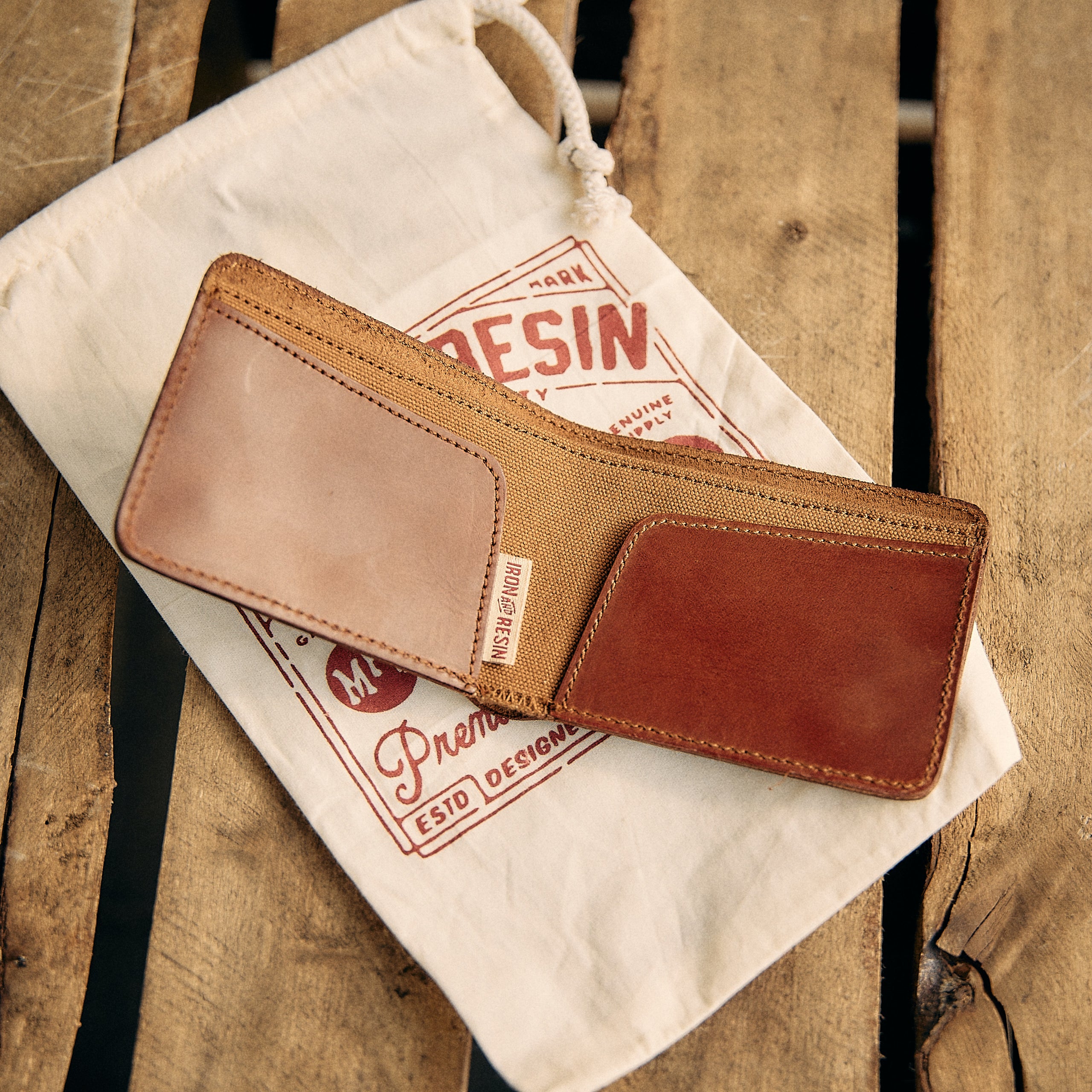 Iron & Resin - Trucker Wallet.