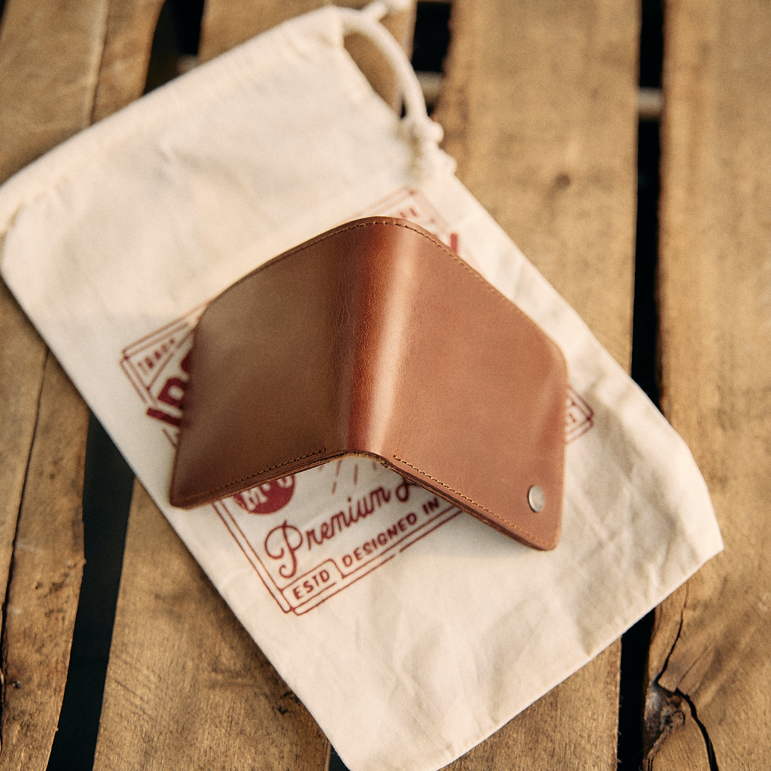 Iron & Resin - Trucker Wallet.