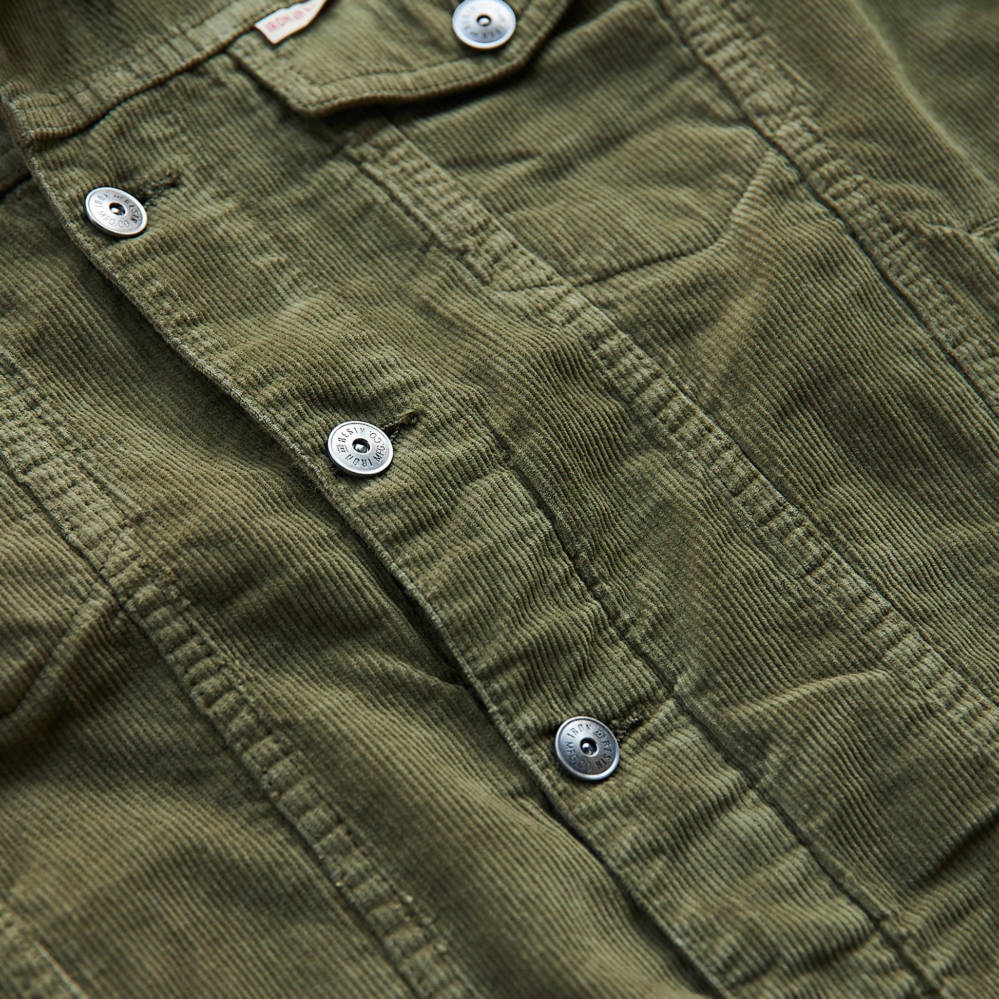 Iron & Resin -- Corduroy Rambler Jacket - Grøn