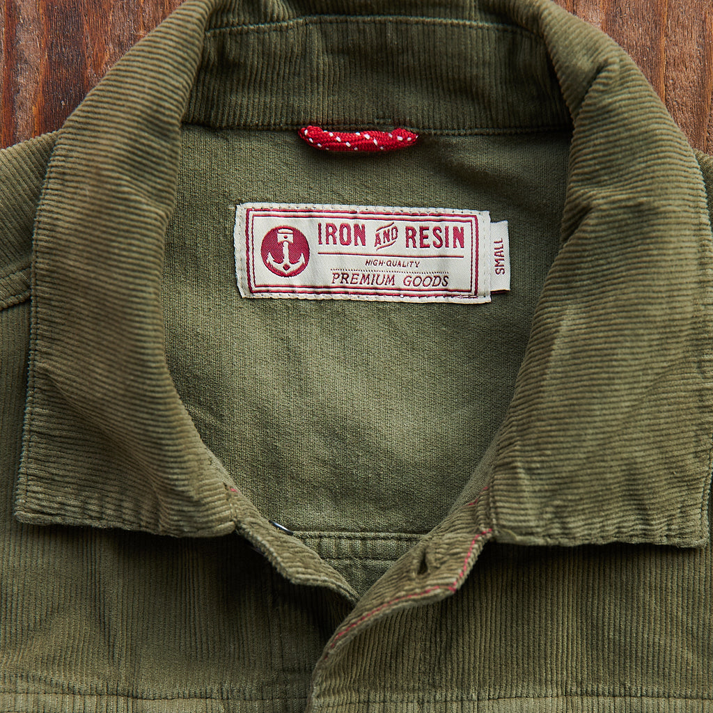 Iron & Resin -- Corduroy Rambler Jacket - Grøn