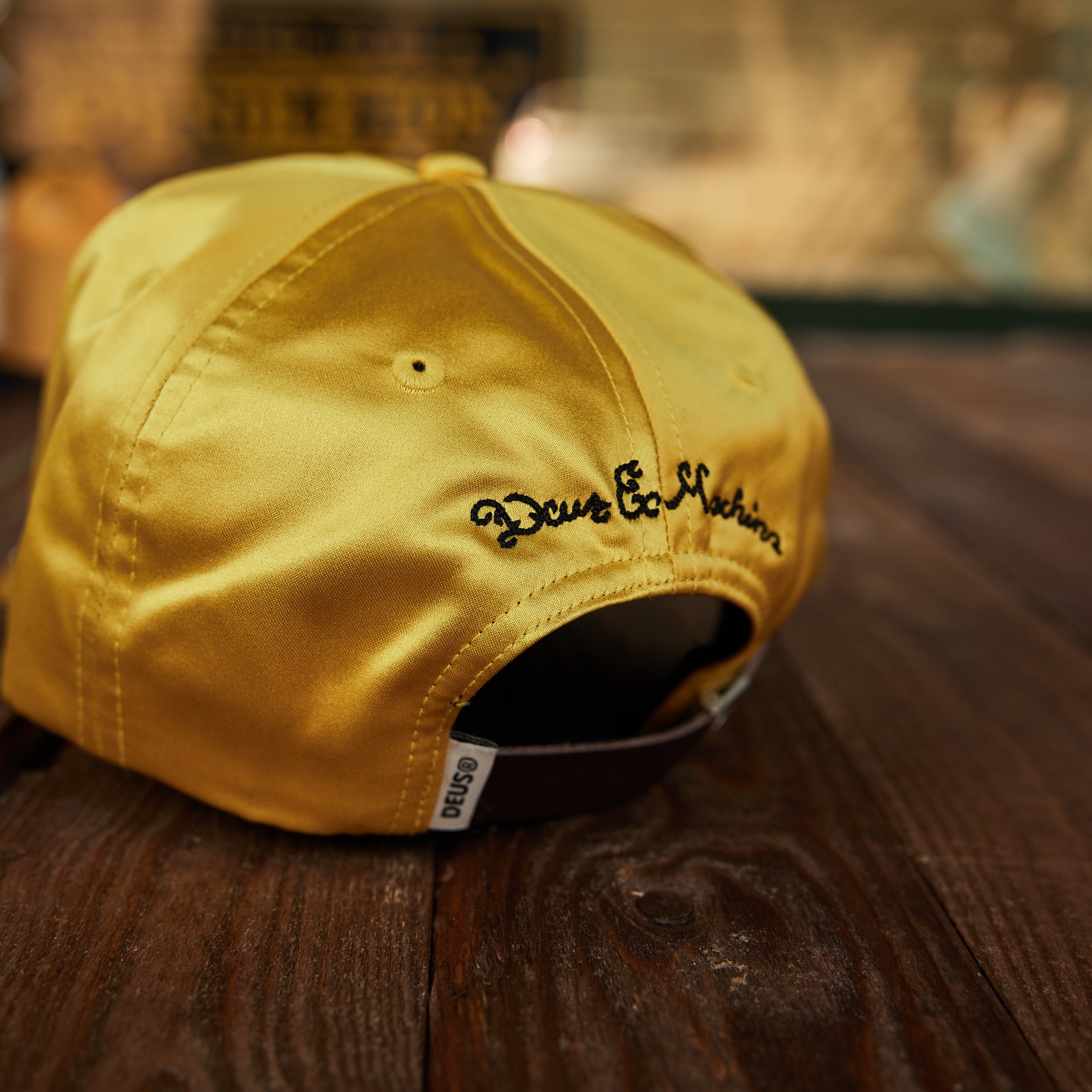 Deus Ex Machina - GOLD MOTORCYCLE CAP