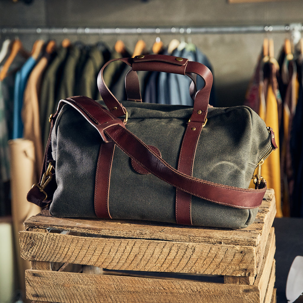 Iron & Resin - Overland Weekender Bag 23 L