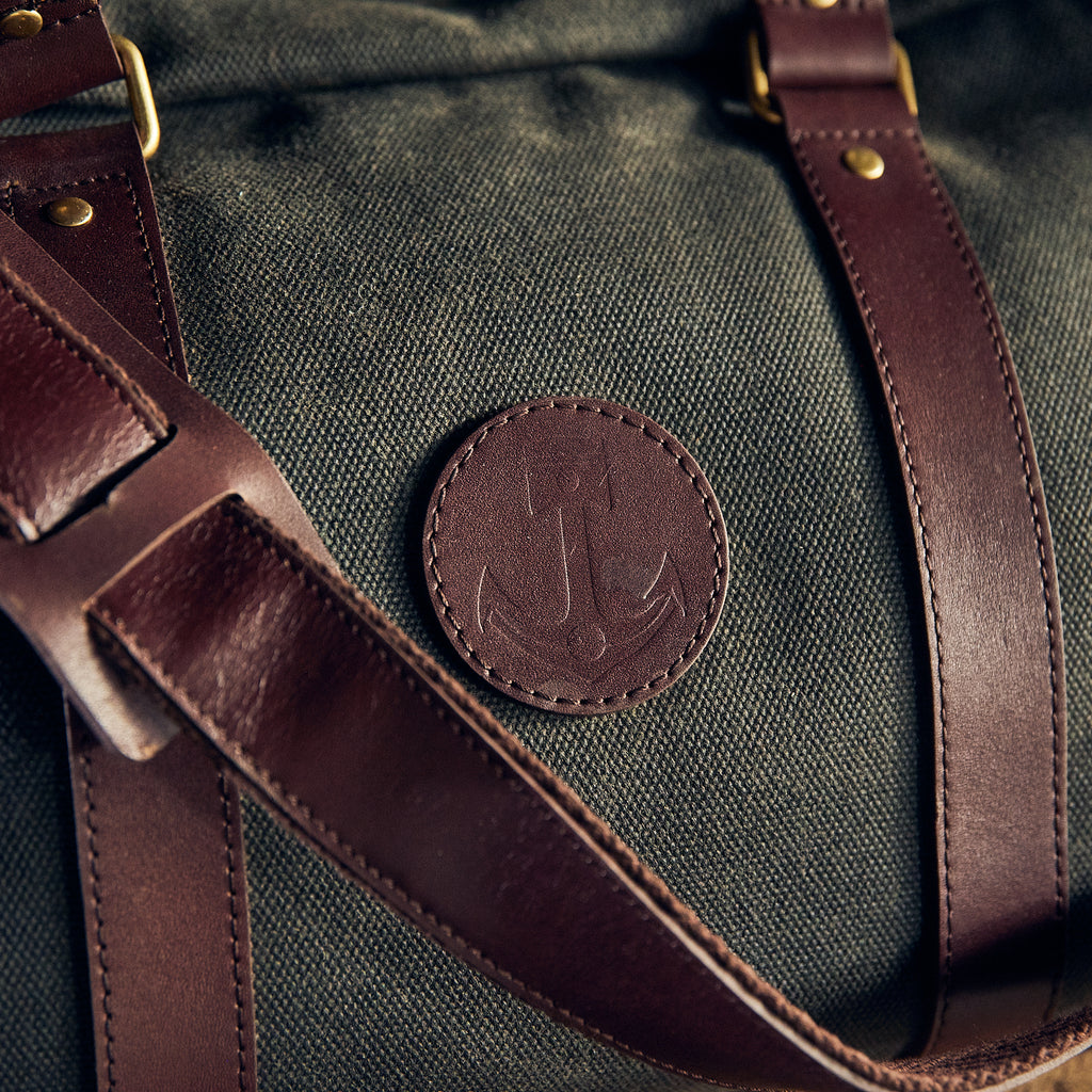 Iron & Resin - Overland Weekender Bag 23 L