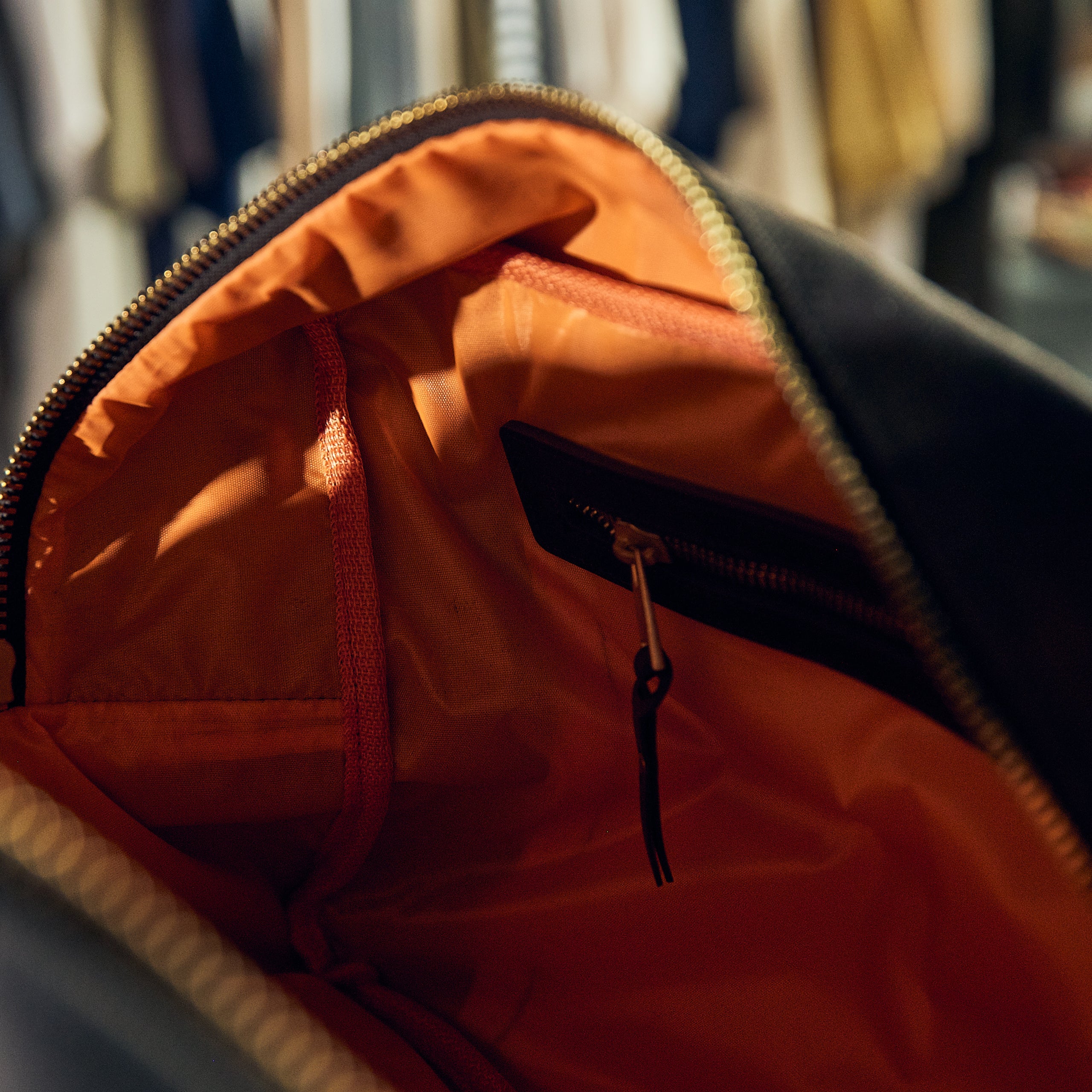 Iron & Resin - Overland Weekender Bag 23 L