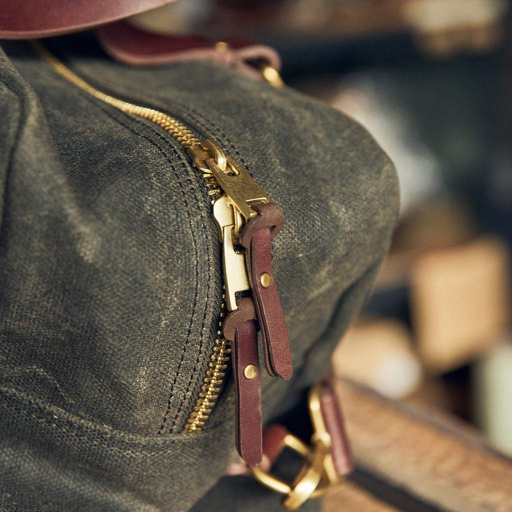 Iron & Resin - Overland Weekender Bag 23 L