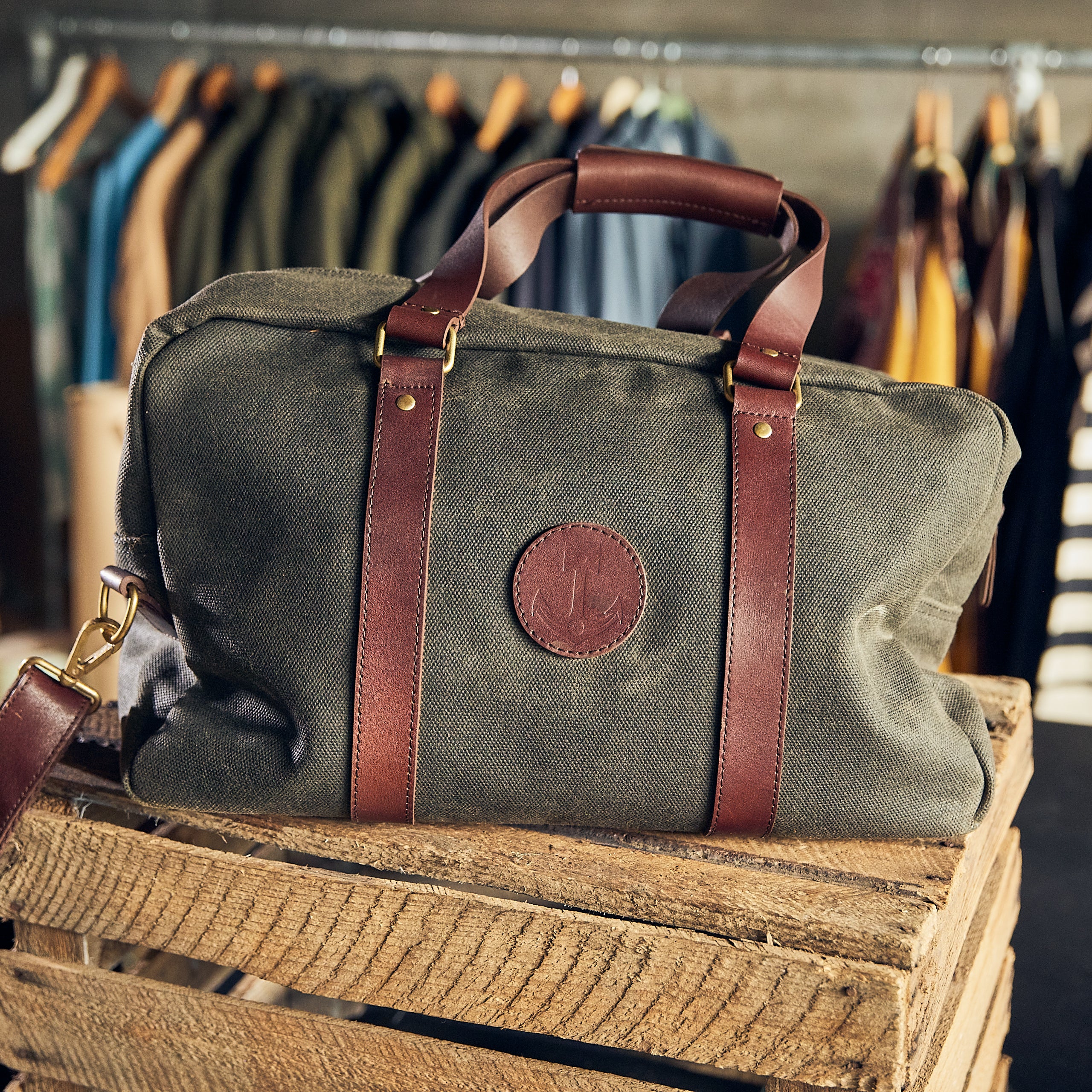 Iron & Resin - Overland Weekender Bag 23 L