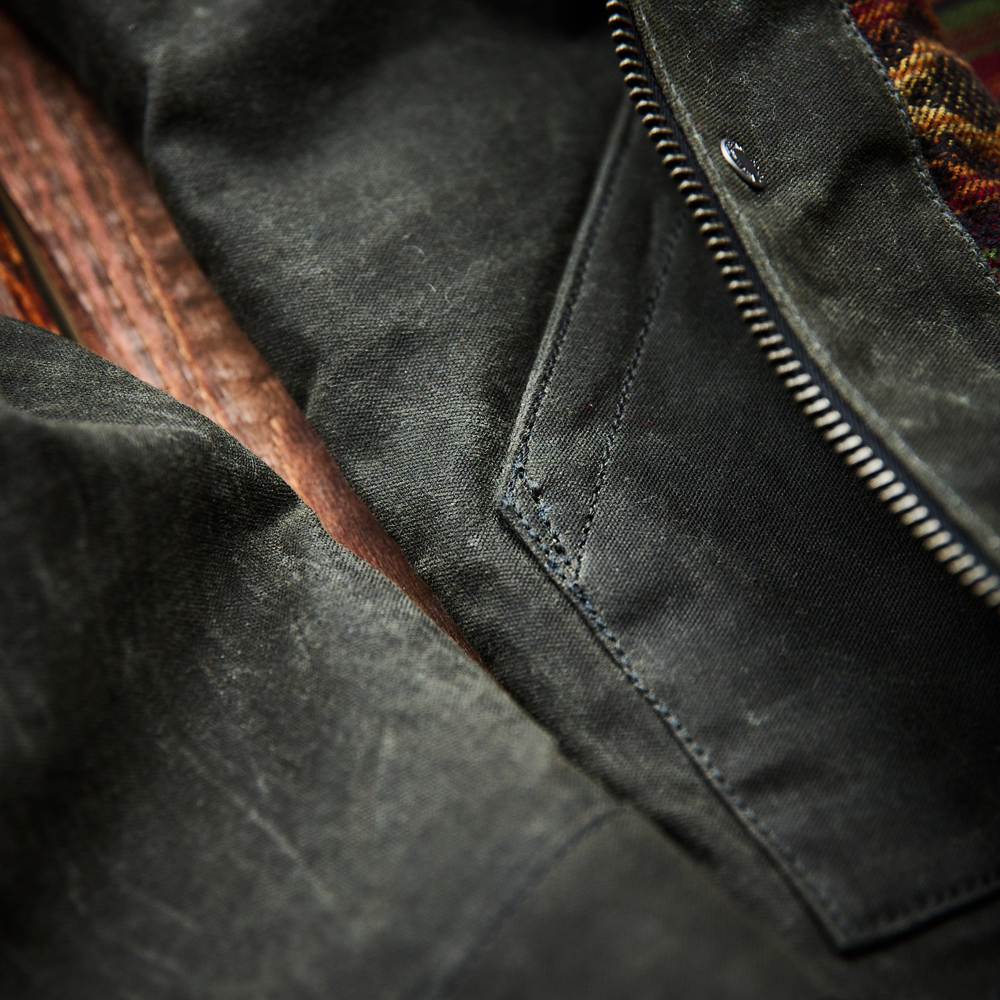 Iron and Resin - Cruiser Jacket - Olive (Sort)
