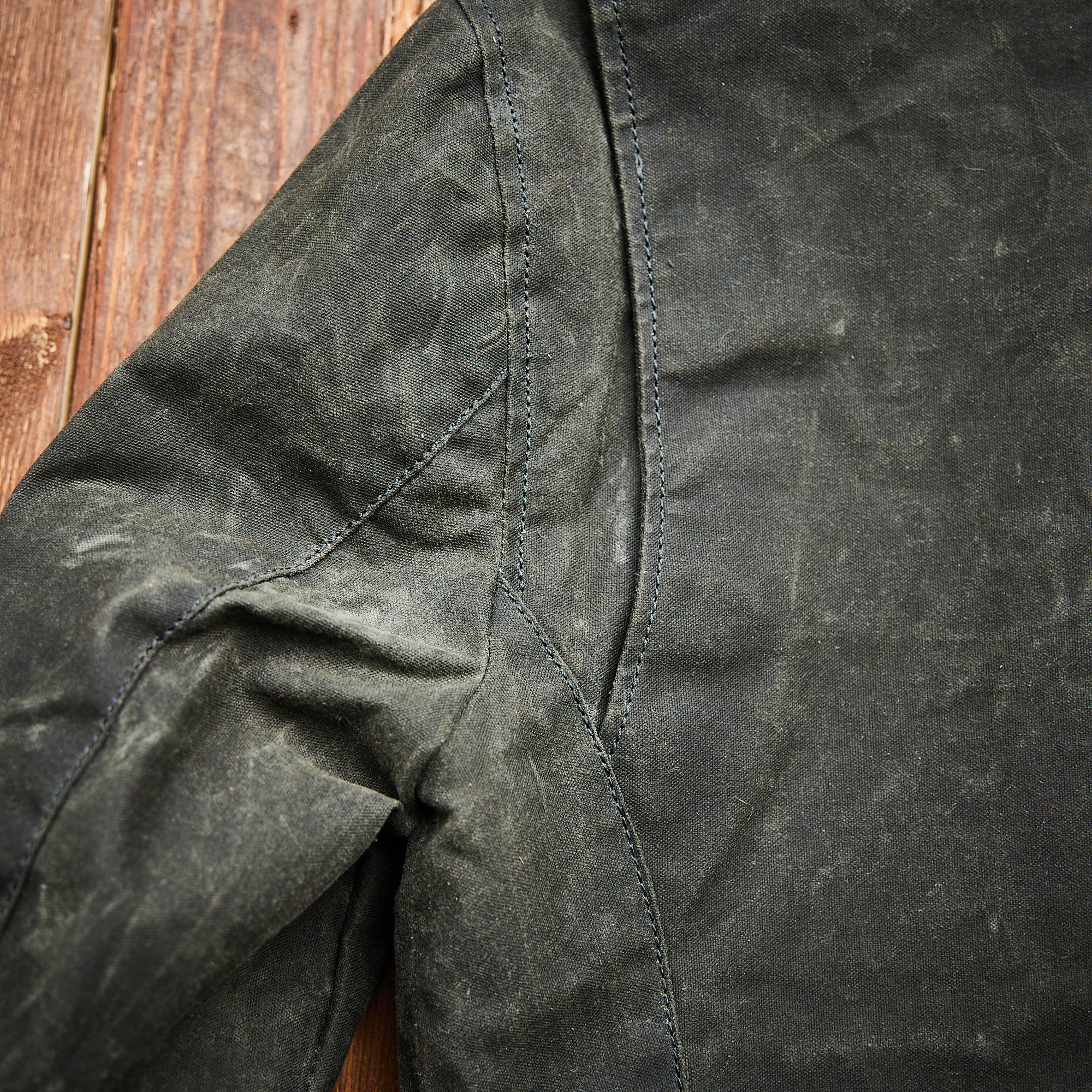 Iron and Resin - Cruiser Jacket - Olive (Sort)